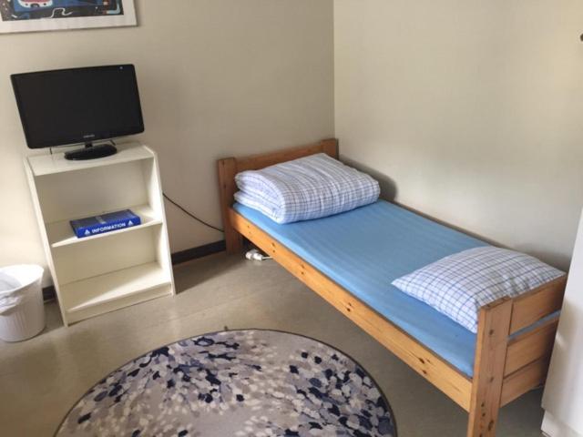 Single Room with Shared Bathroom photo 2
