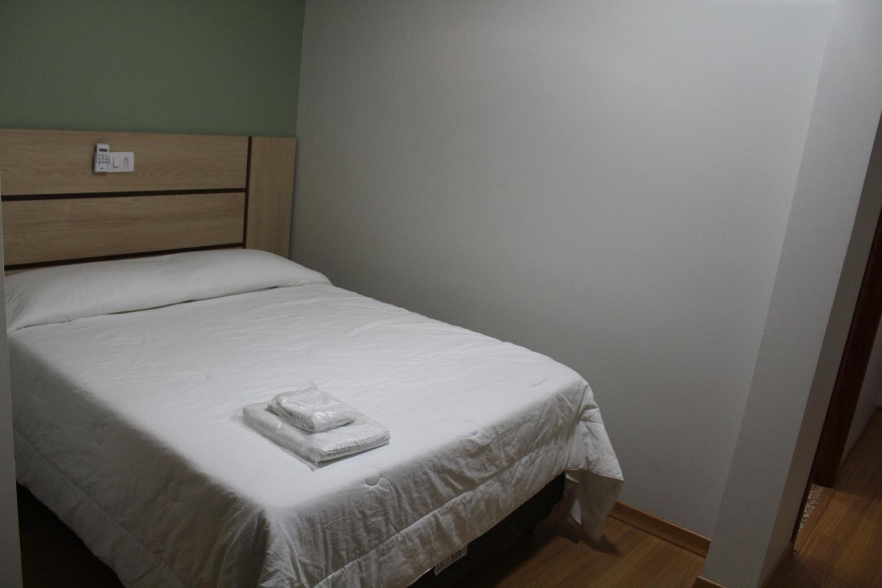 Small Single Room photo 1