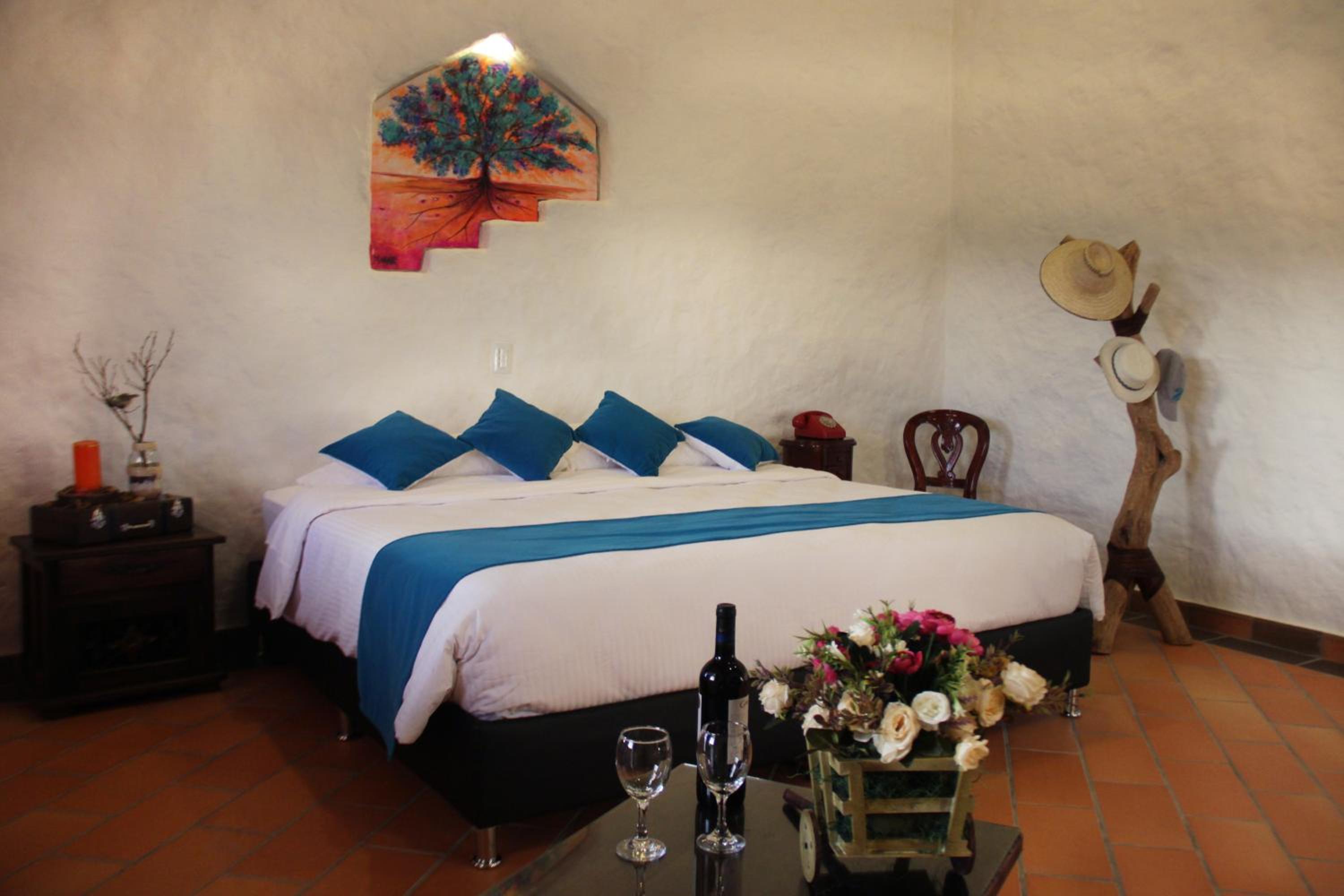 King Suite with Balcony photo 1