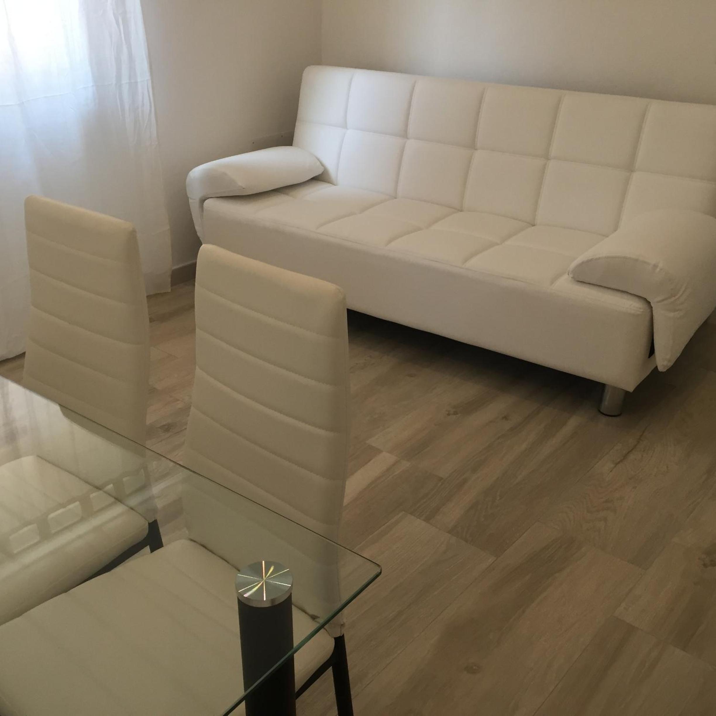 Double Room - Photo 5