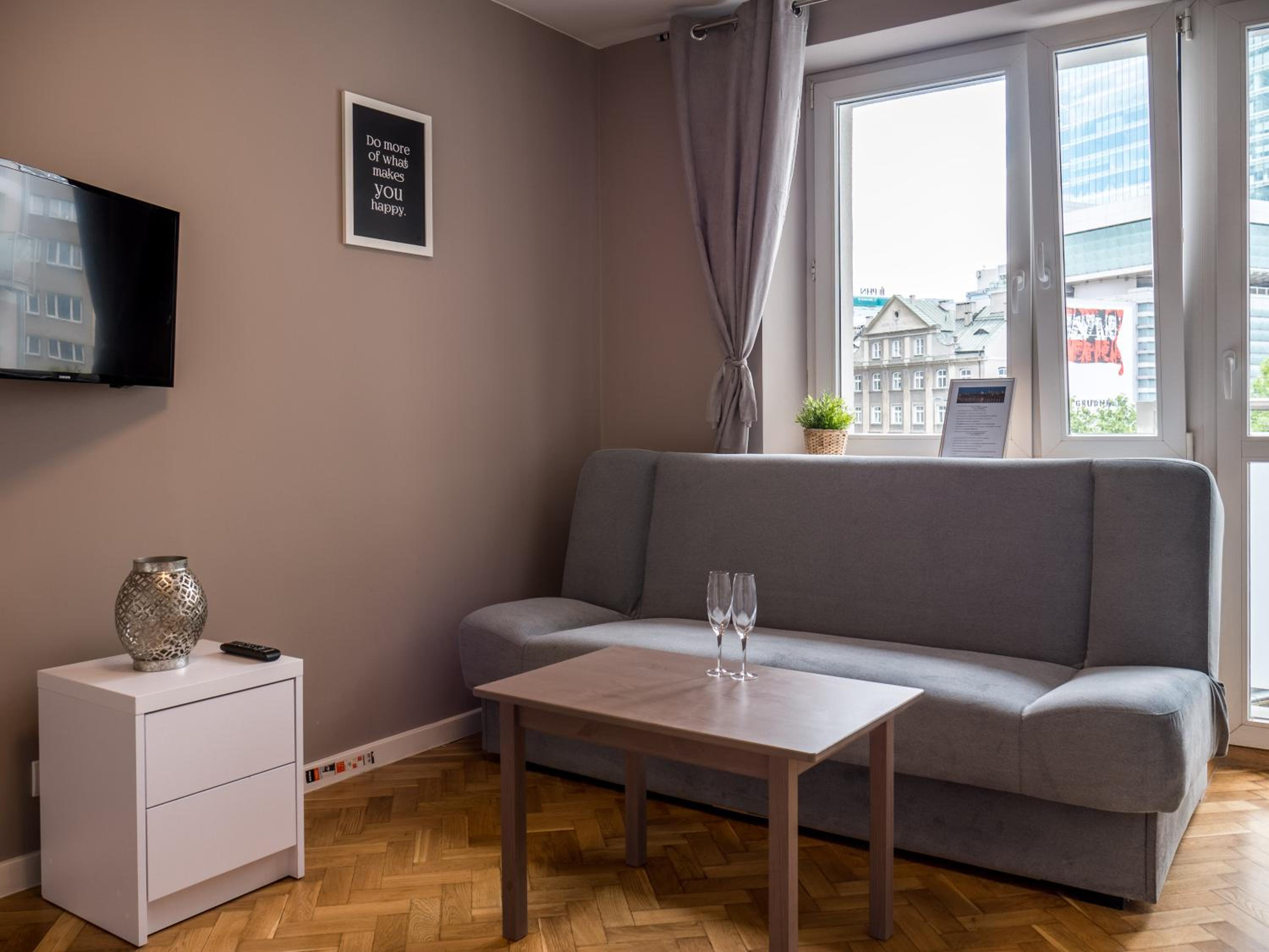 Apartment with Balcony photo 1