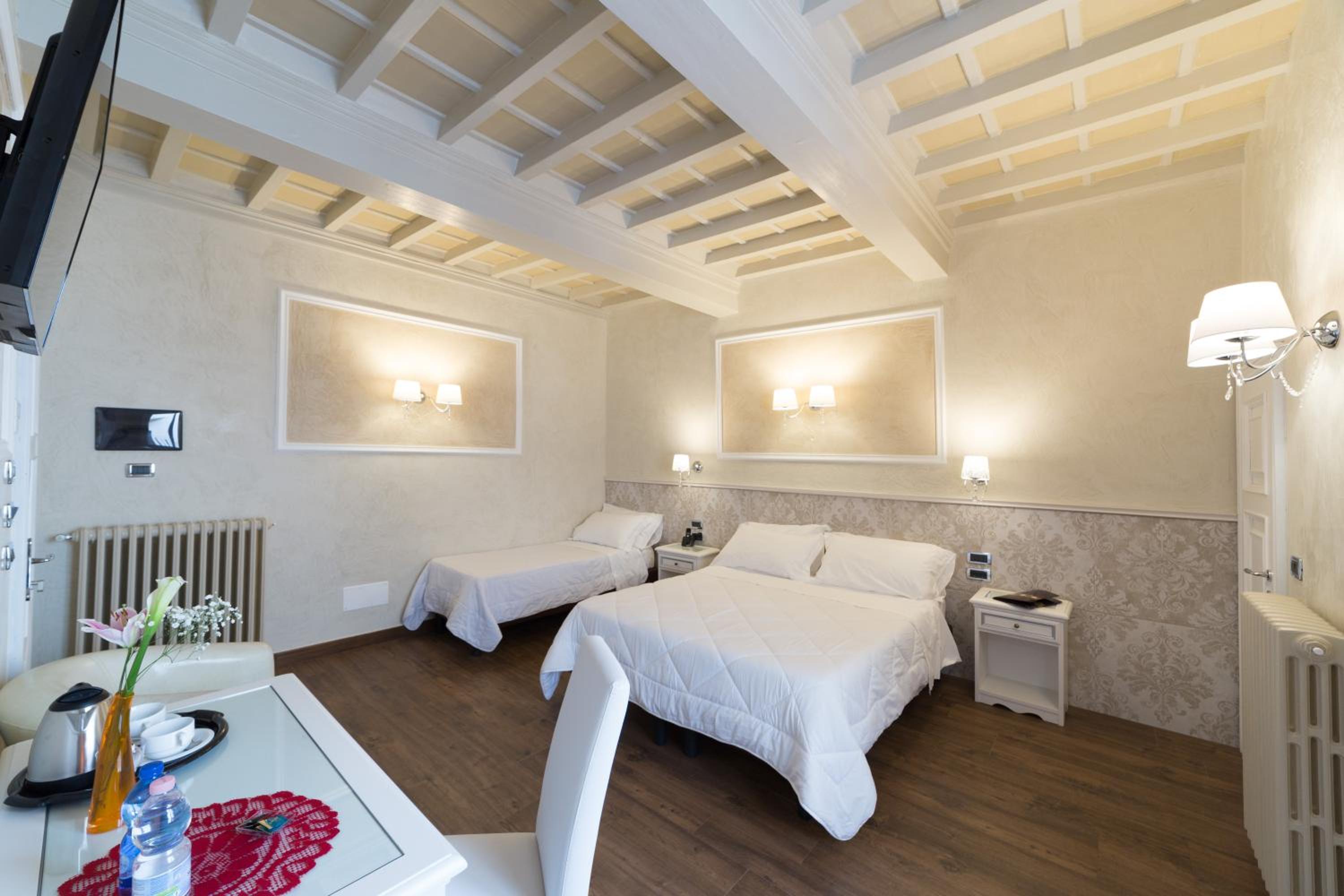 Quadruple Room photo 3