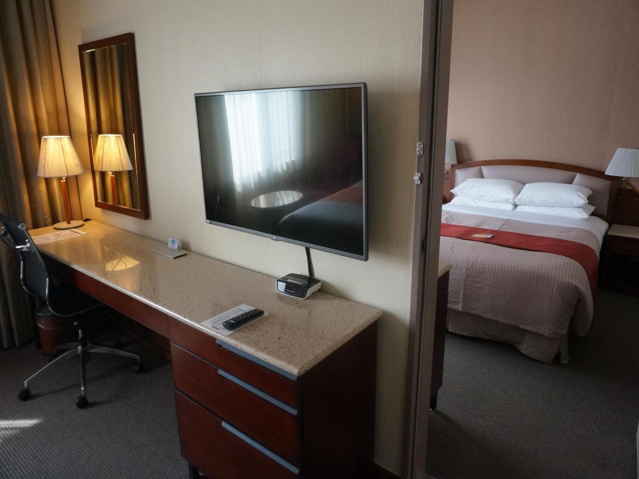 Connecting Double and Twin Room - Photo 10