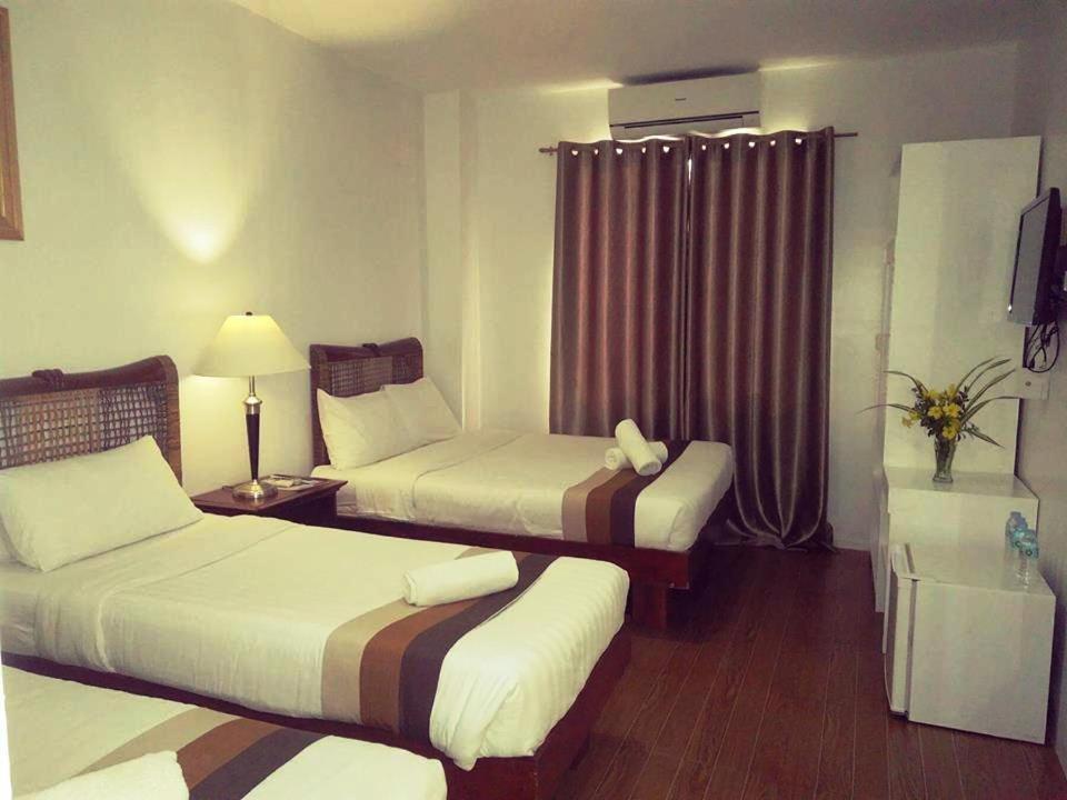 Deluxe Quadruple Room photo 2