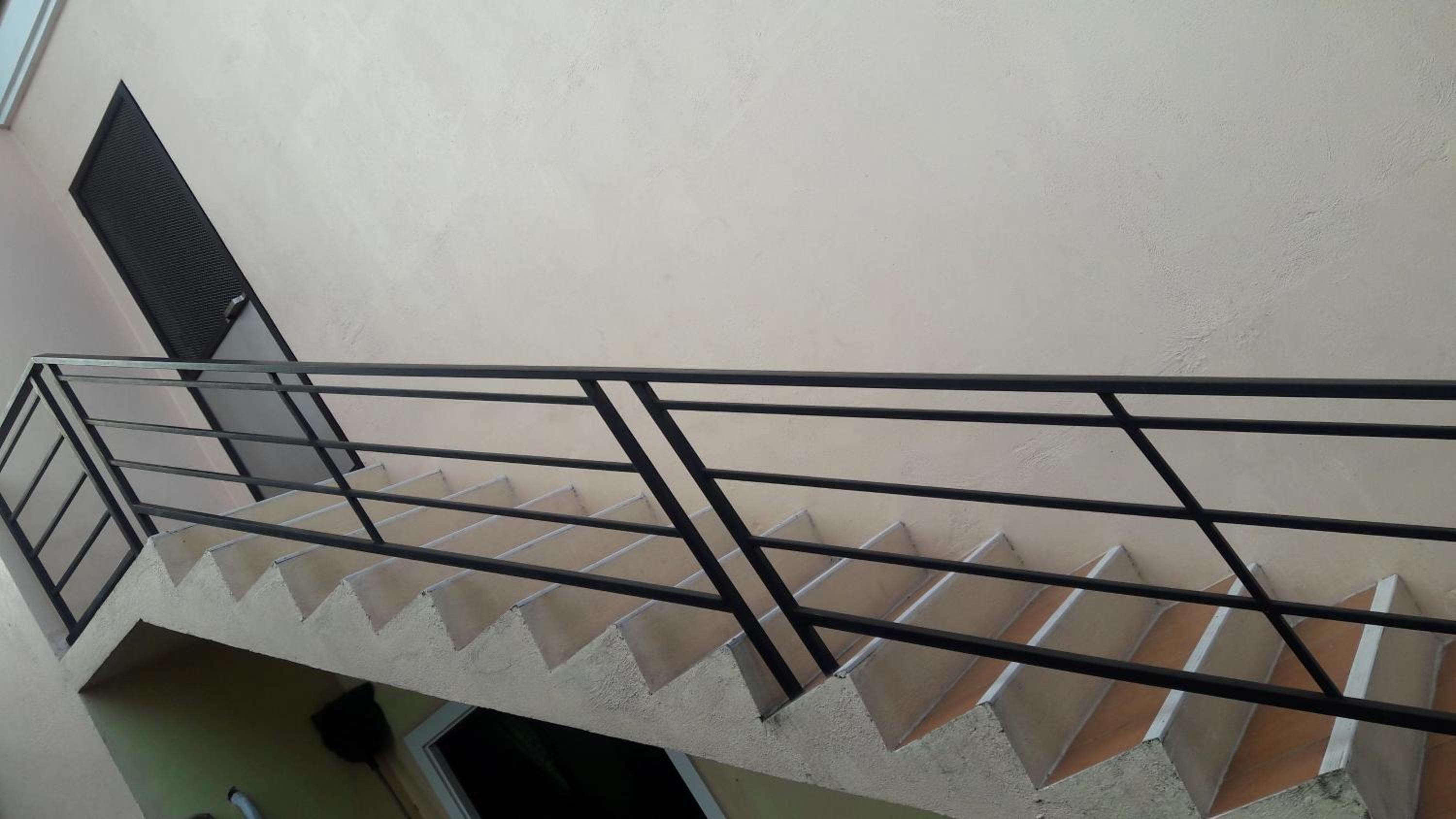 Standard Double Room - Photo 9