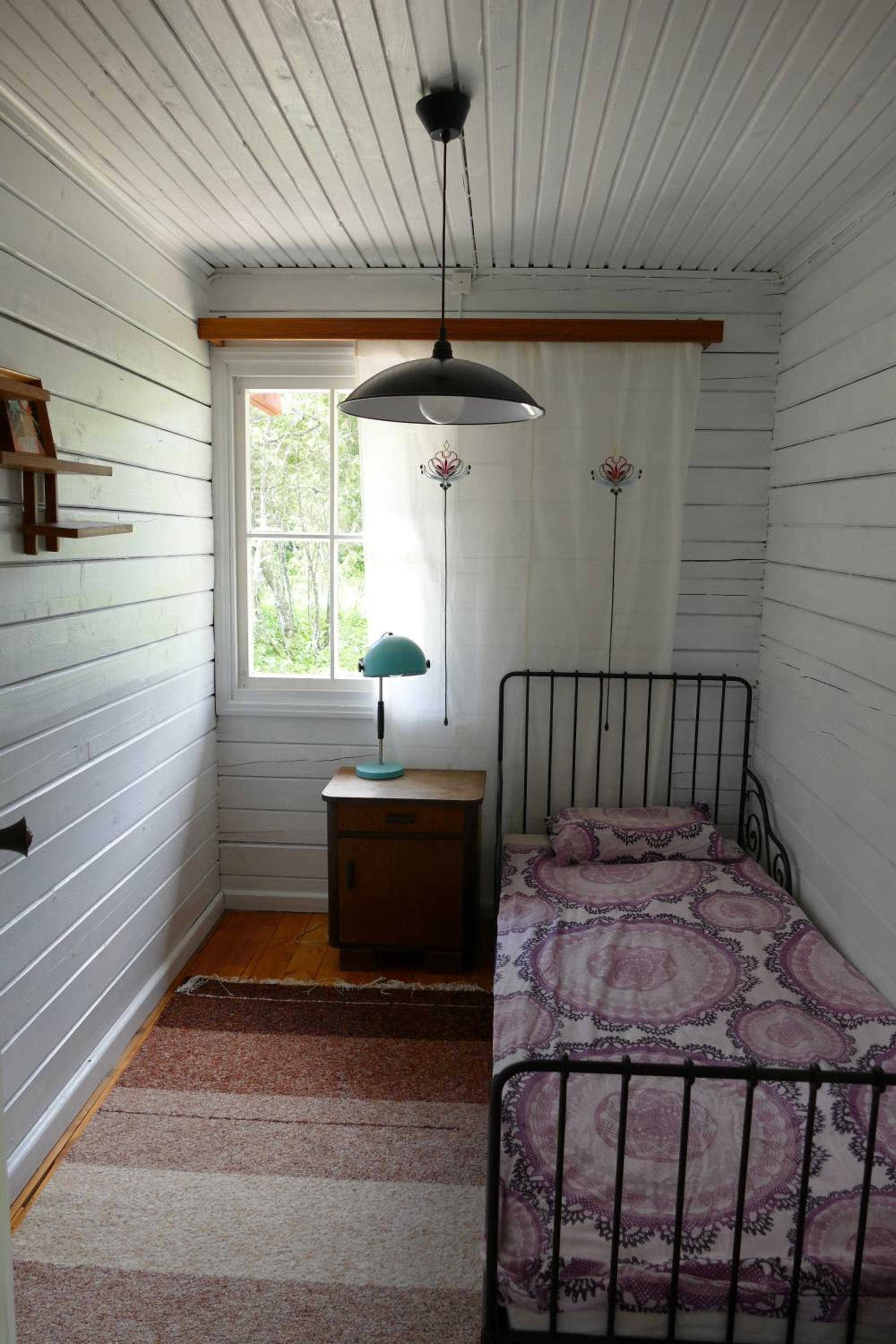 Three-Bedroom House photo 1