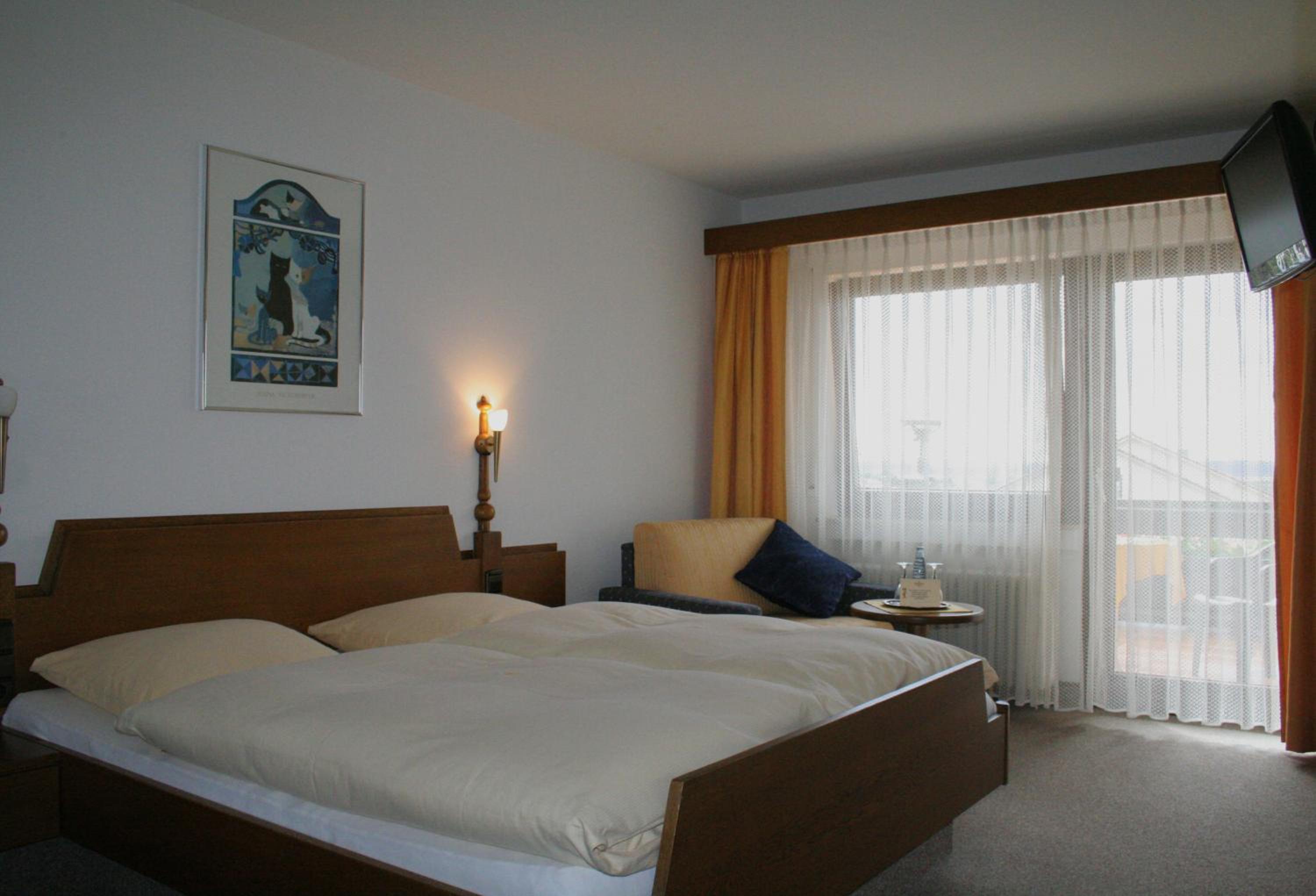 Double Room - Photo 6