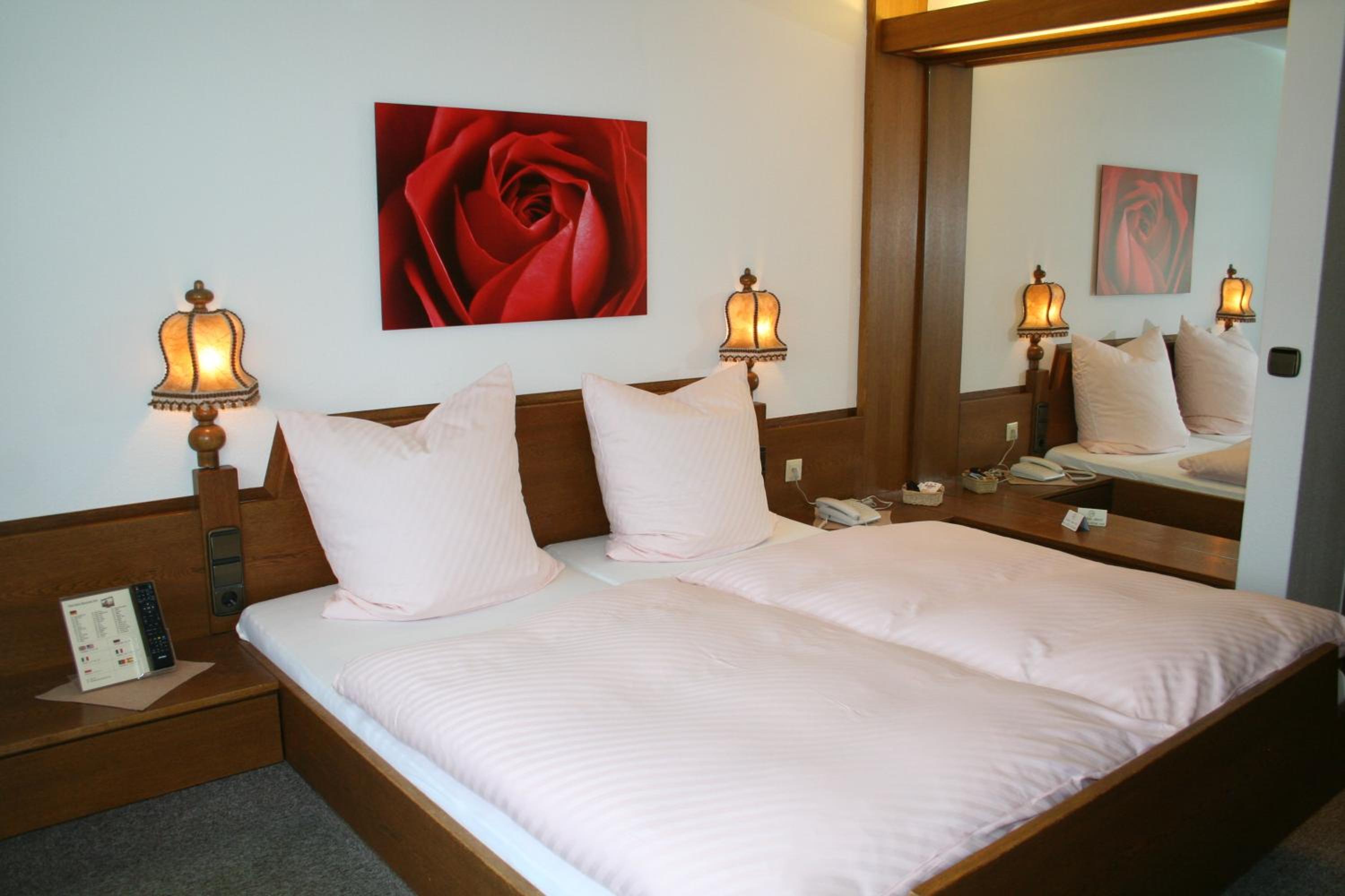 Double Room - Photo 8