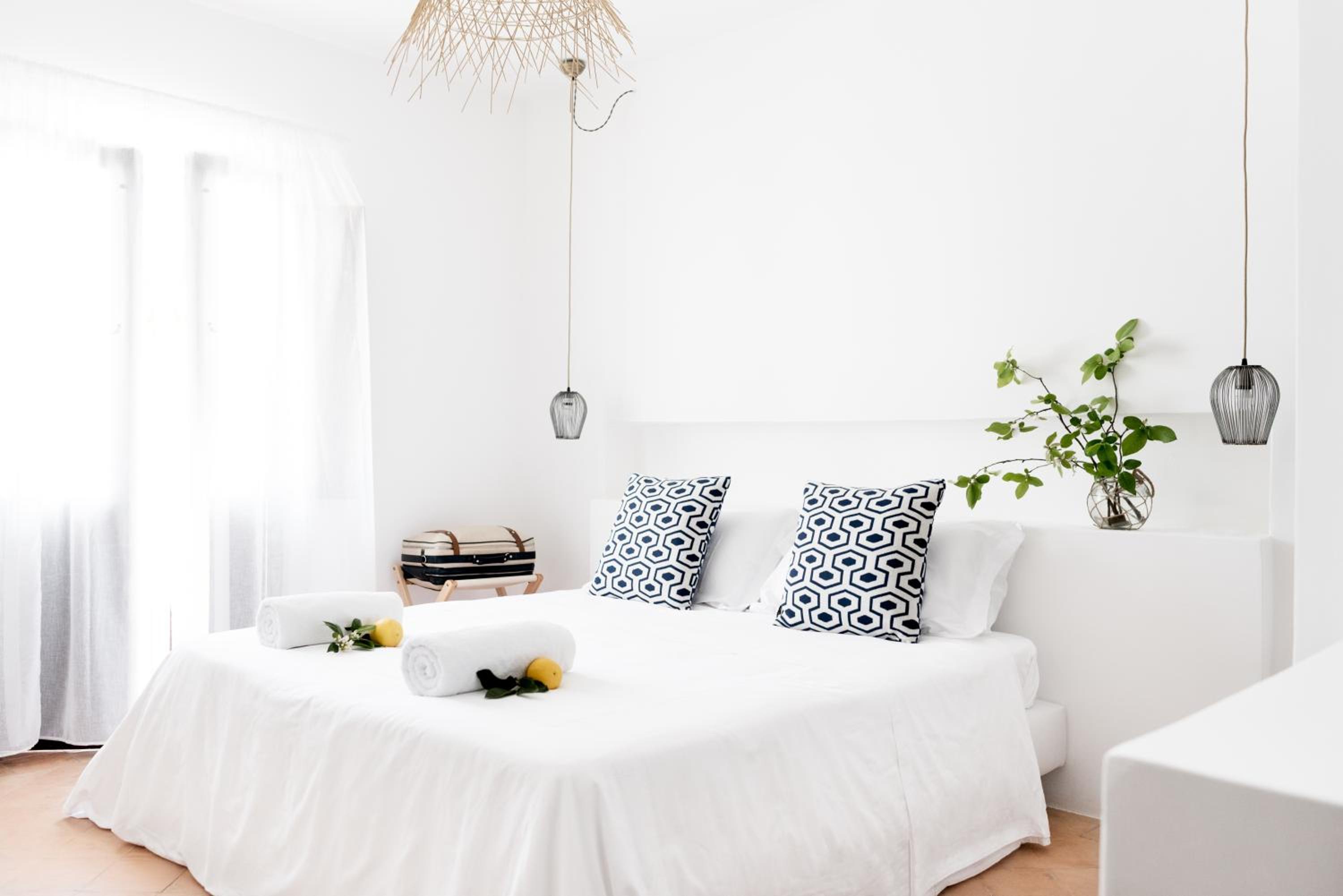 Deluxe Double Room with Sea View photo 3