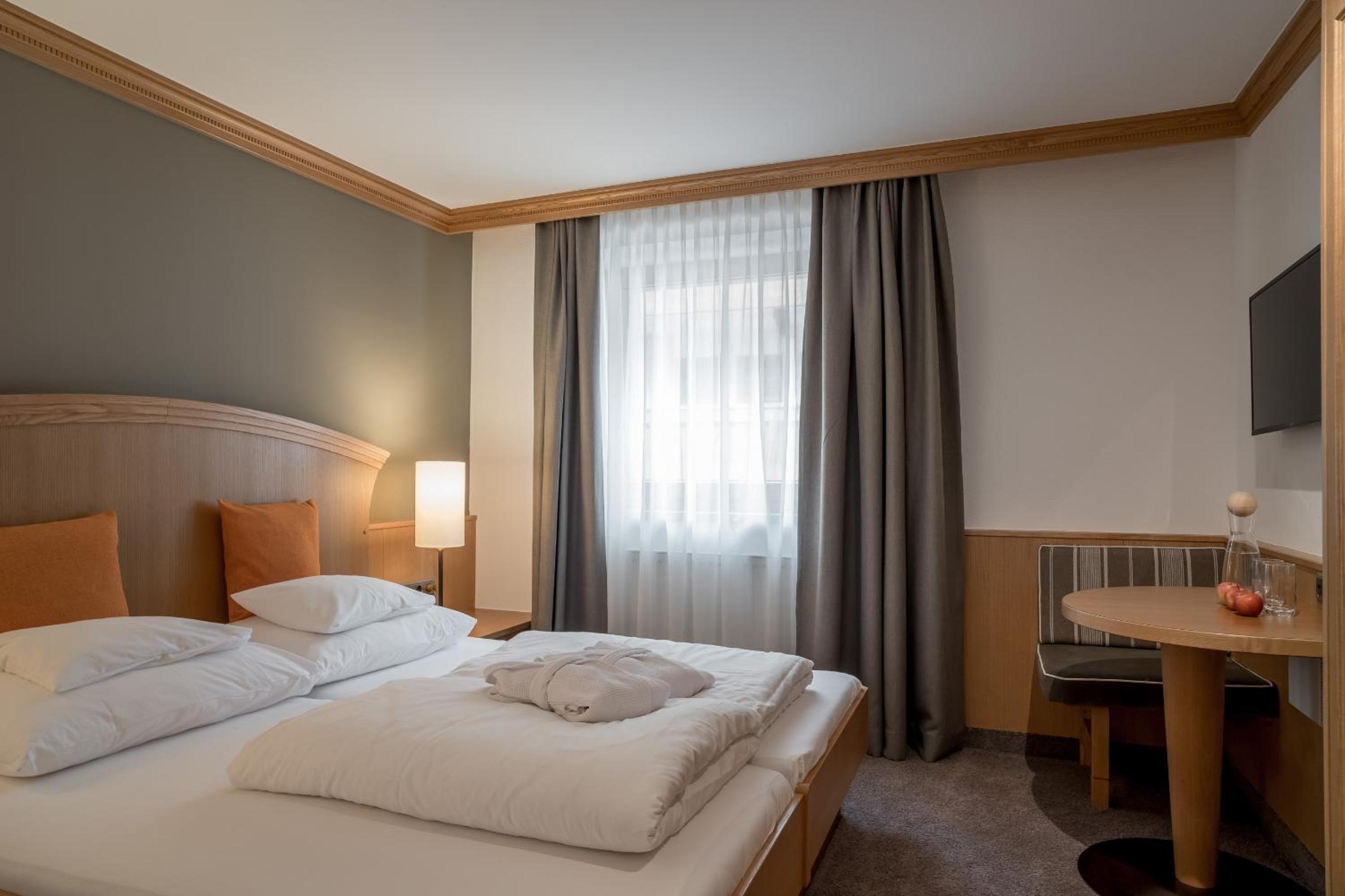 Deluxe Single Room with Balcony