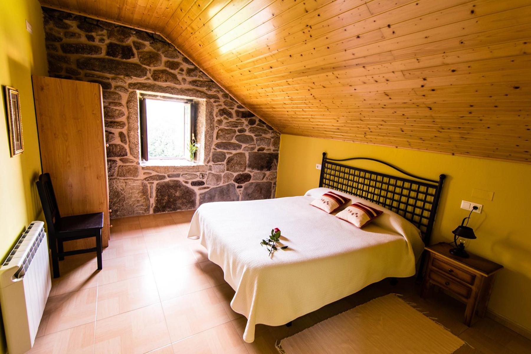 One-Bedroom Apartment (4 Adults) - Photo 6