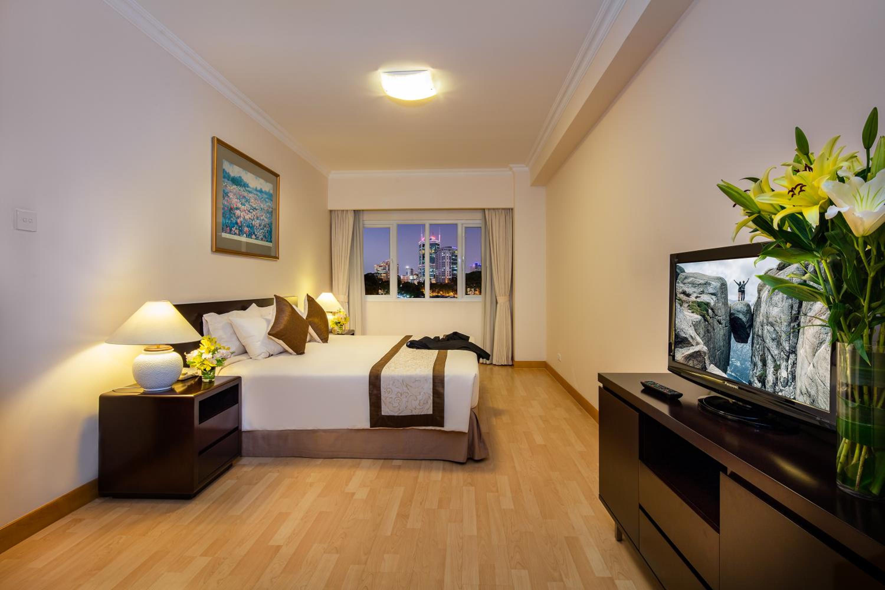 Two-Bedroom Premier photo 3