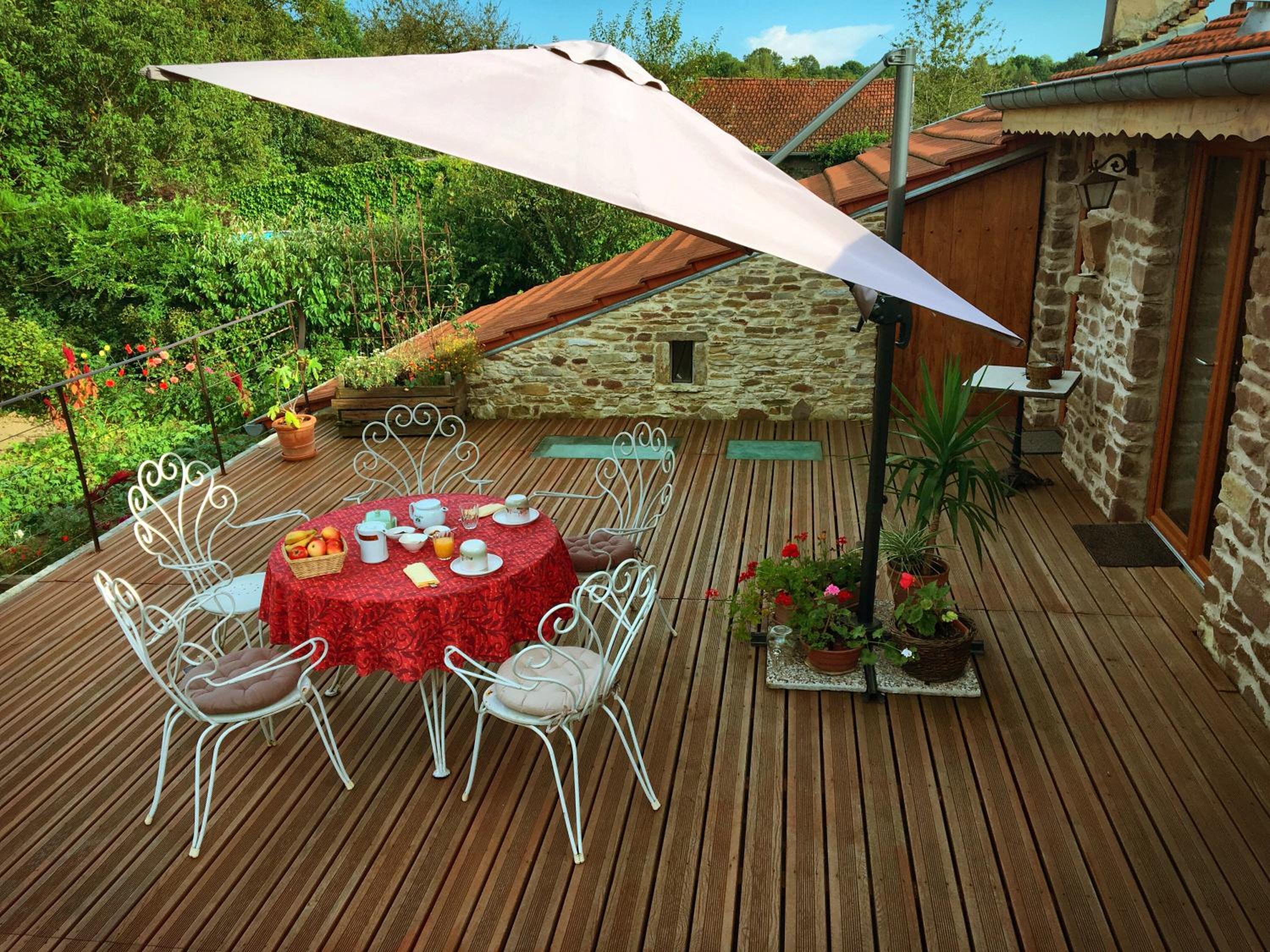 Family Room with Terrace - Photo 4