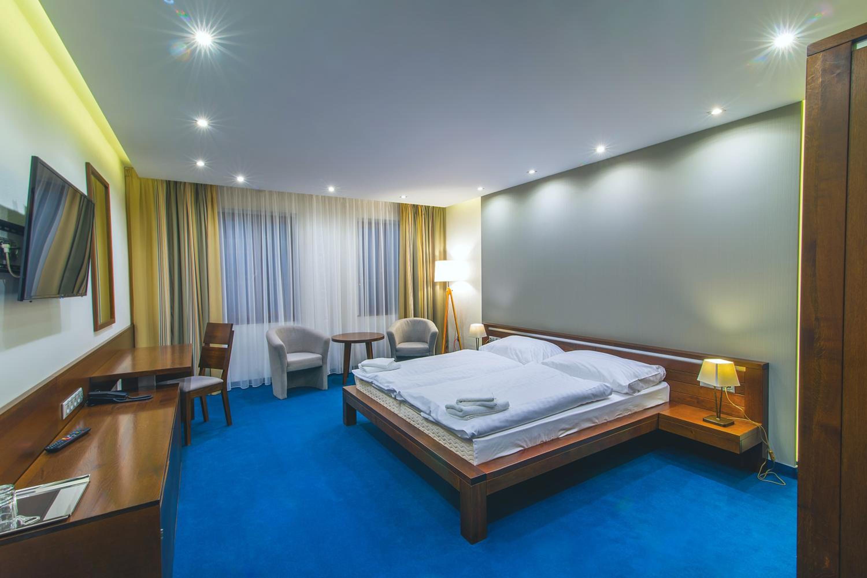 Double Room - Photo 1