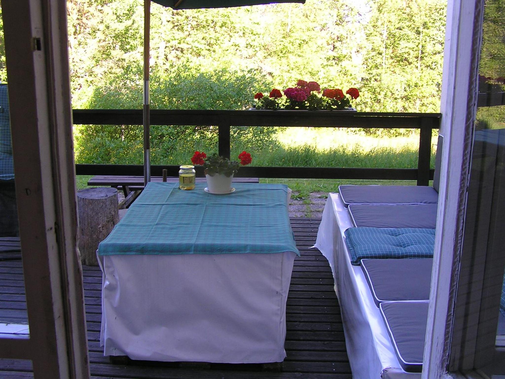 Single Room with Private Bathroom photo 2