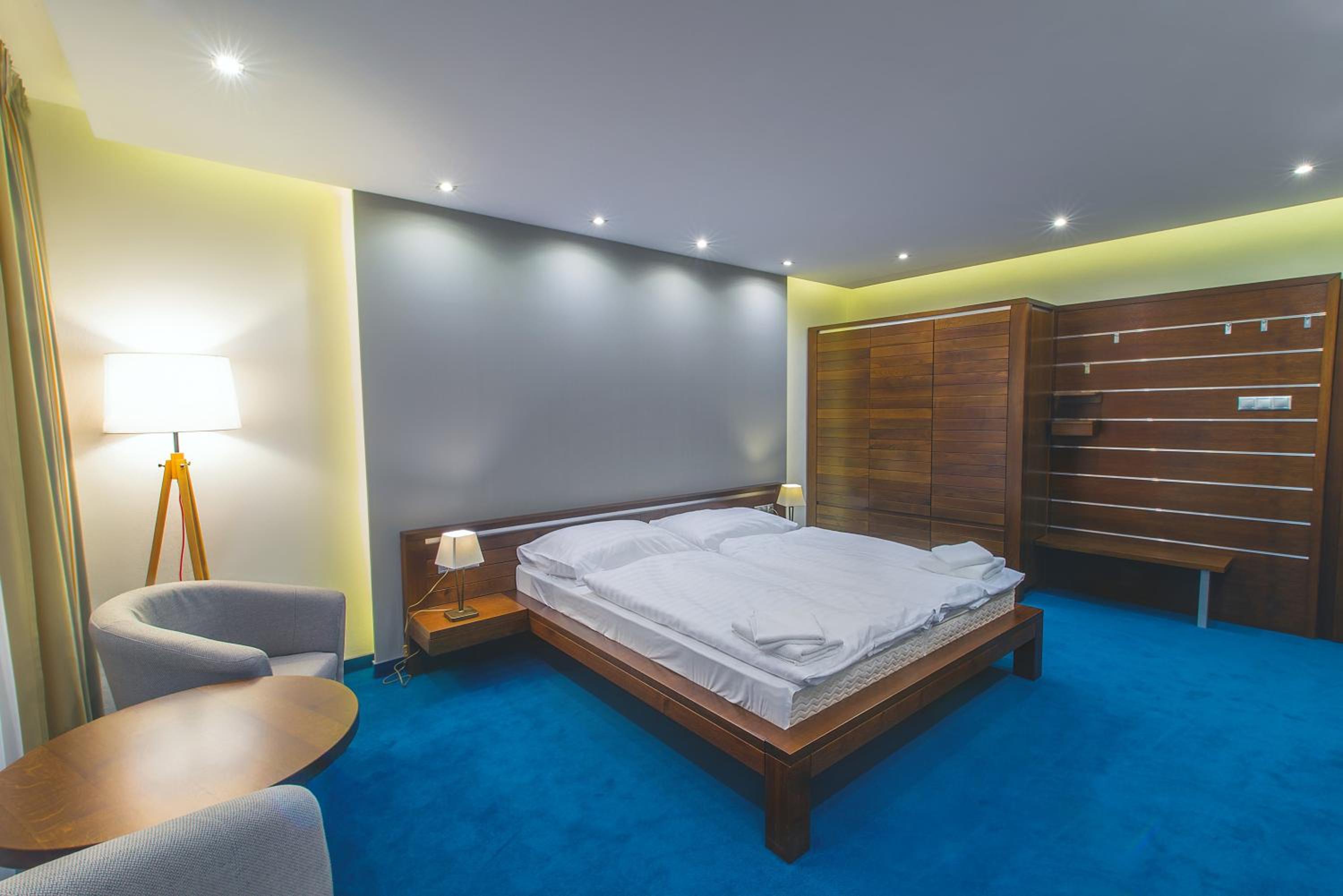 Double Room - Photo 8