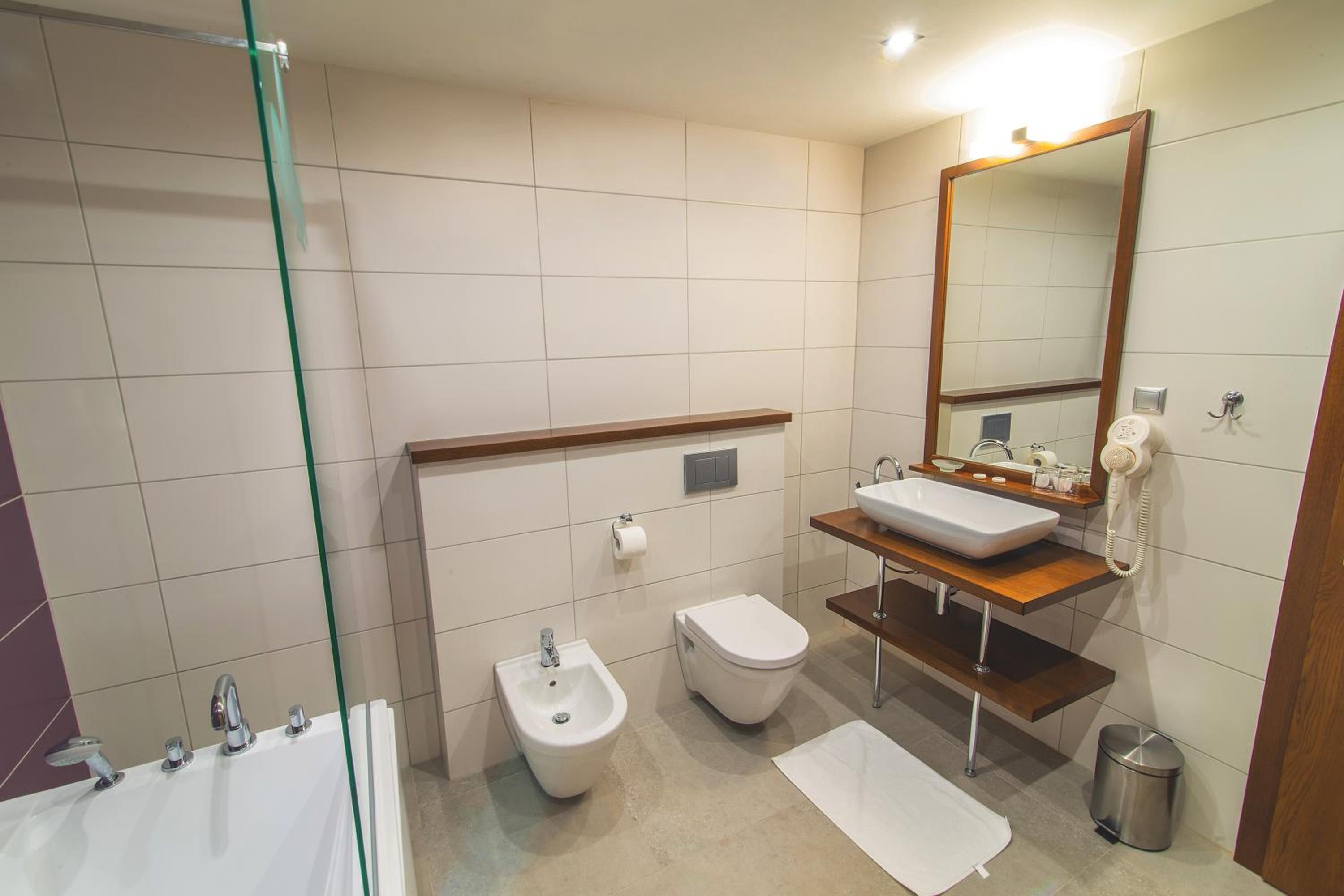 Double Room - Photo 5
