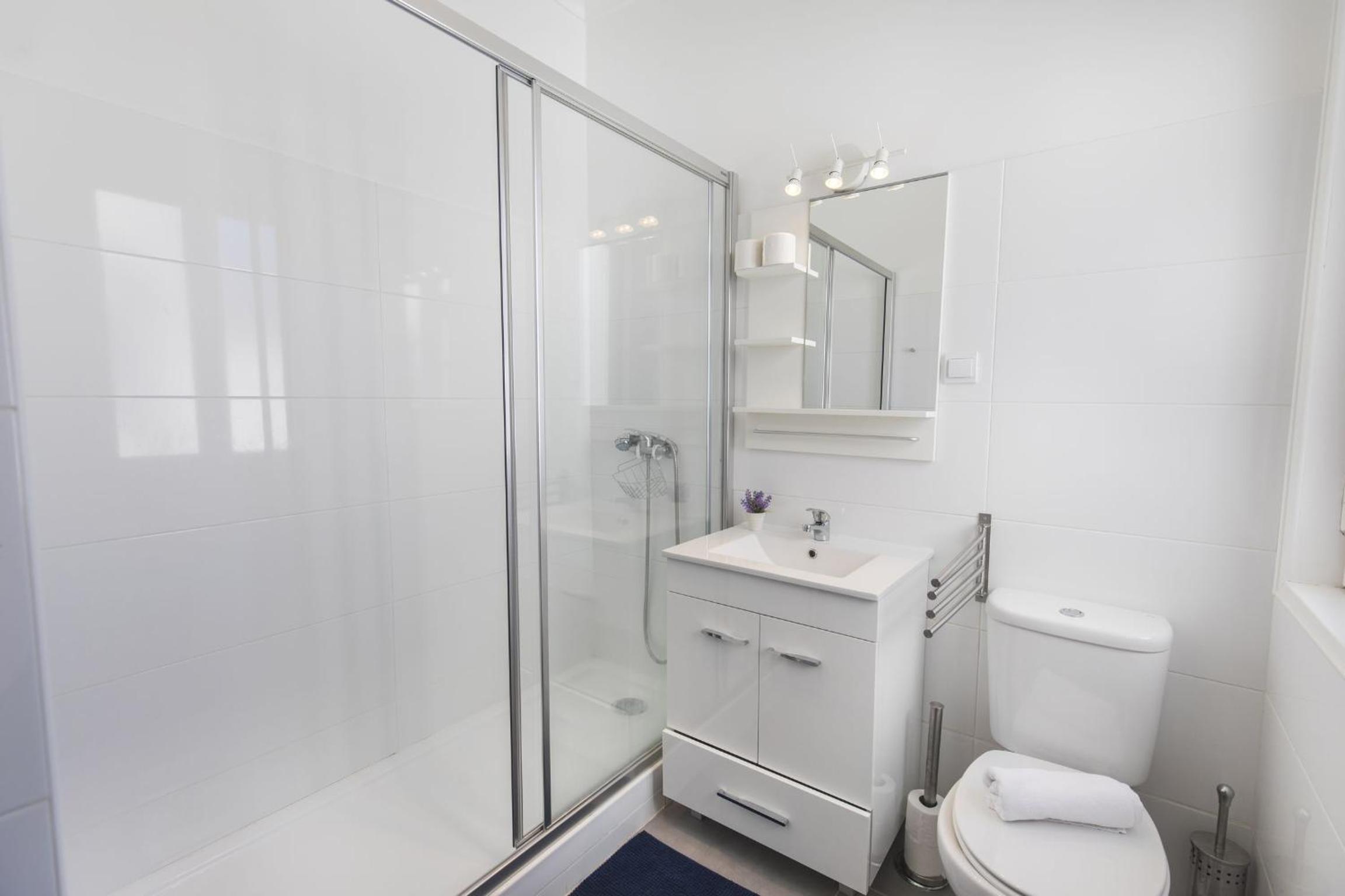 Two-Bedroom Apartment - Photo 7