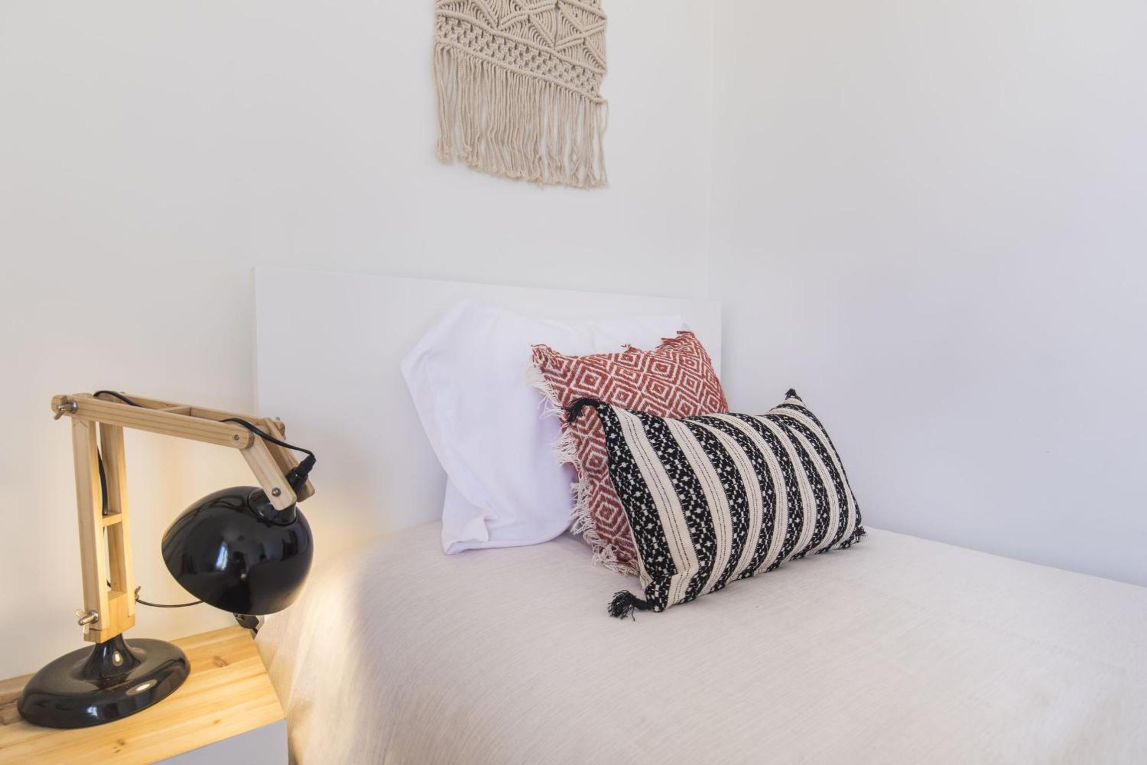 Two-Bedroom Apartment - Photo 16