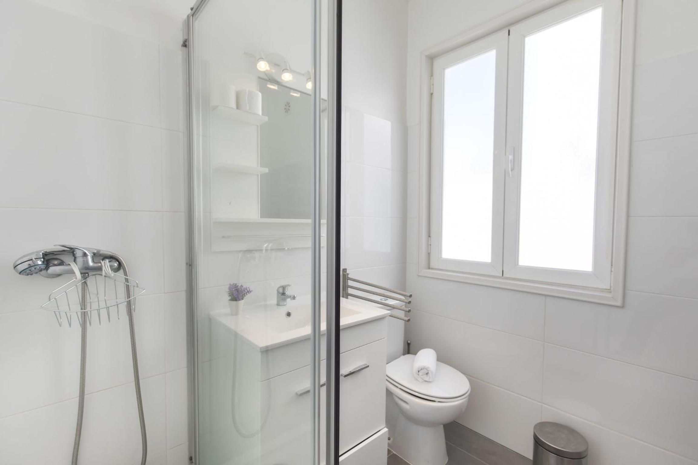 Two-Bedroom Apartment - Photo 30