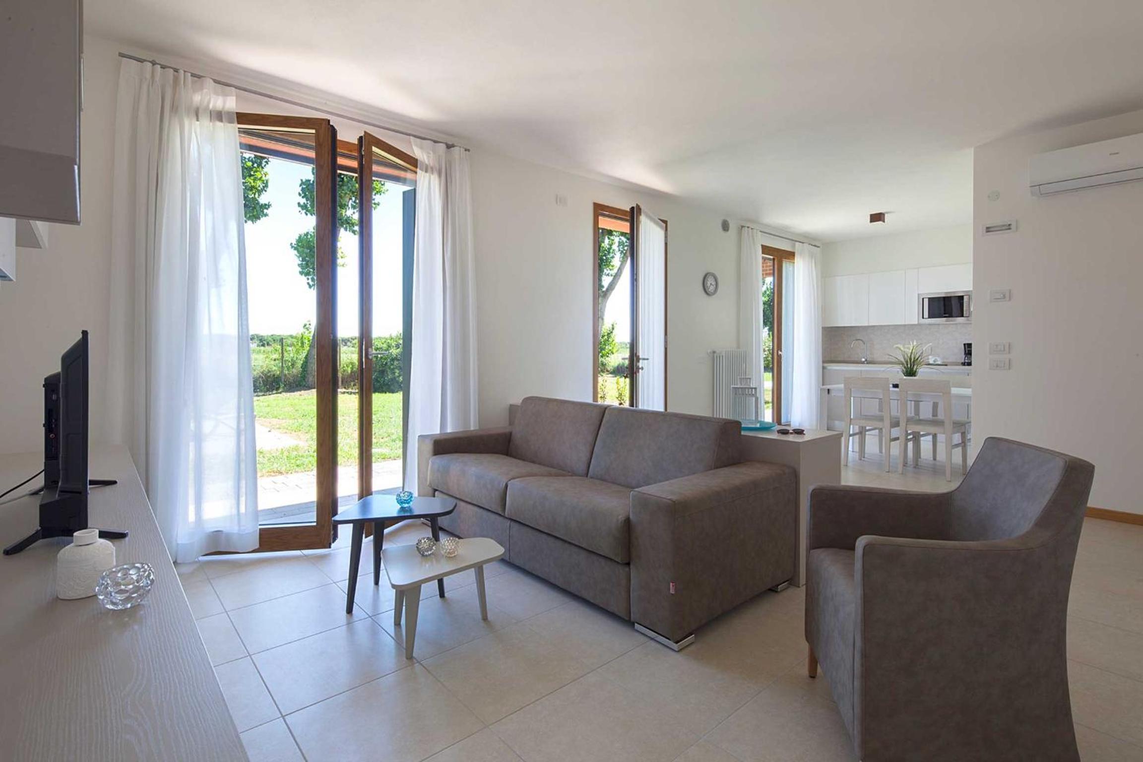 Deluxe Apartment