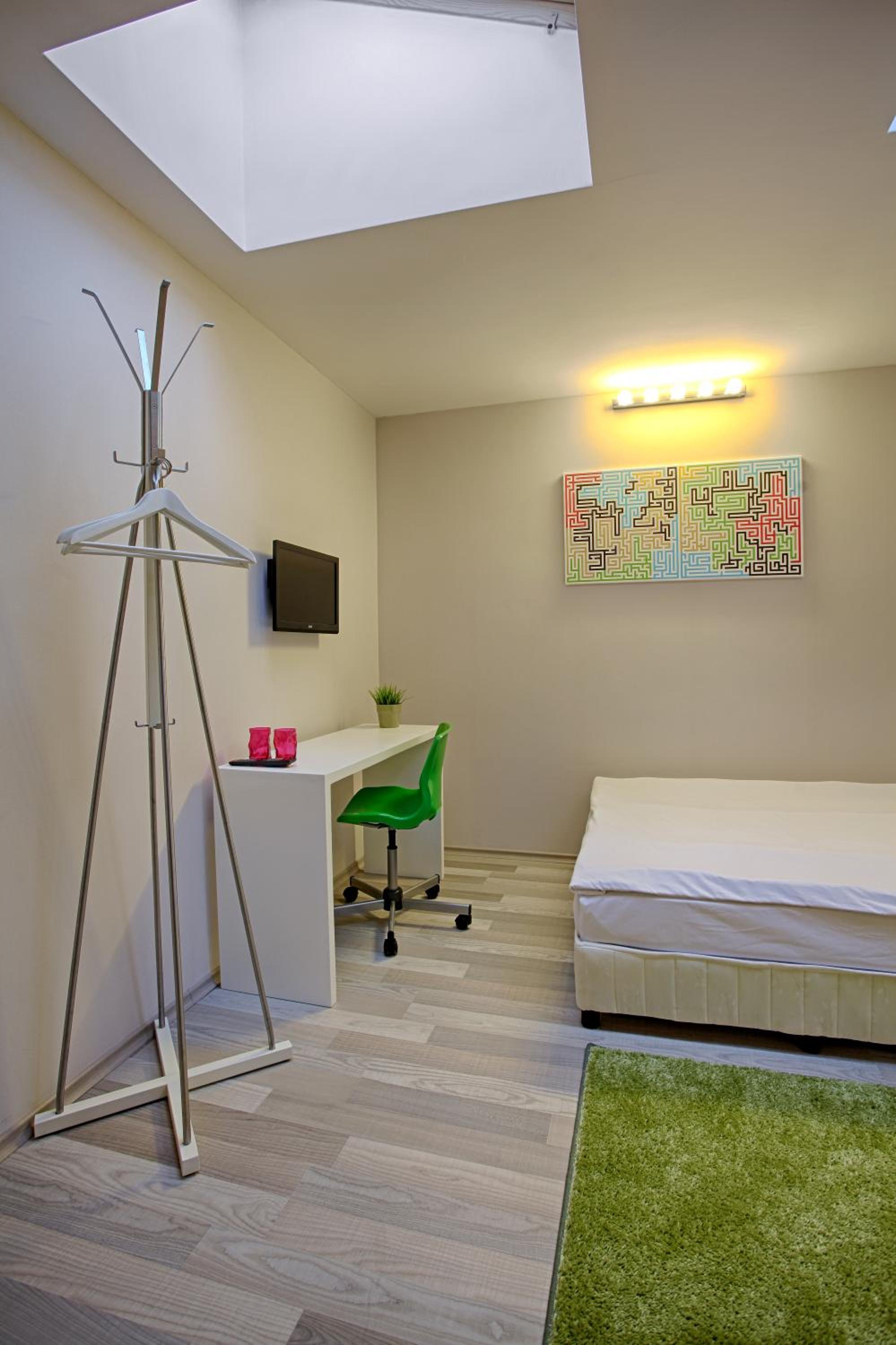 Economy Single Room