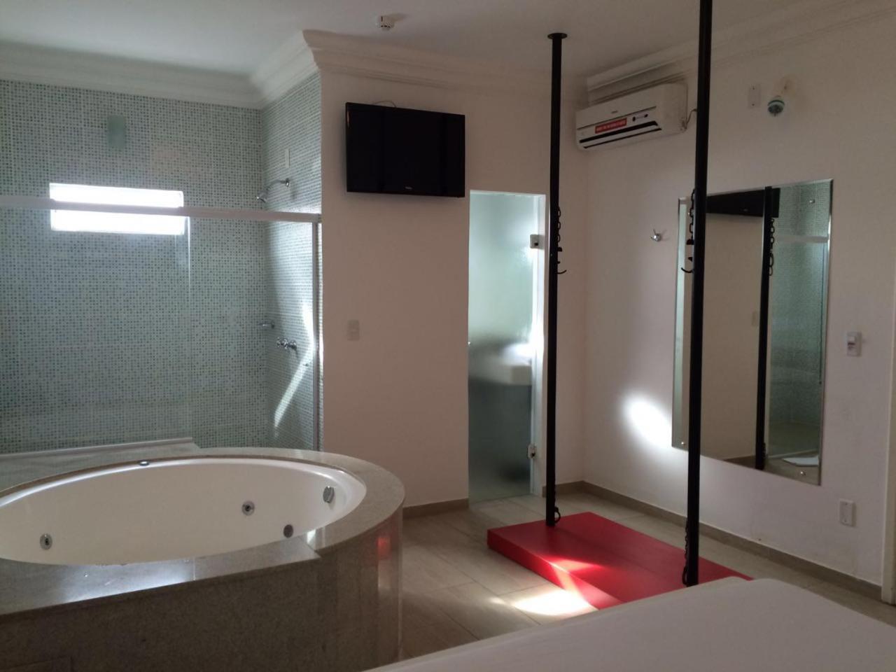 Studio with Spa Bath photo 1