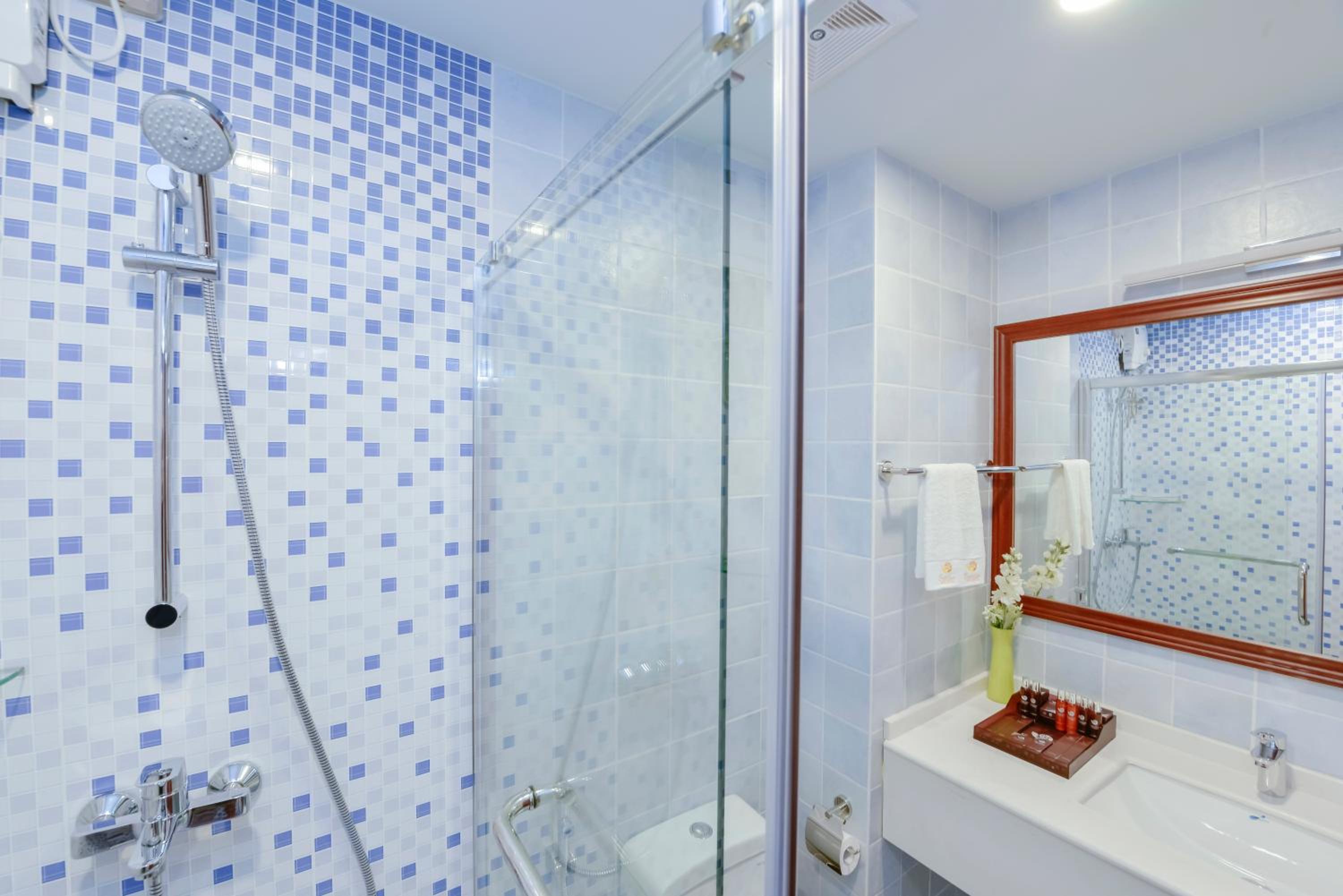 Double or Twin Room with Sea View (10% off on Spa, Scheduled Excursions and Romantic Dinners [Terms and Conditions apply]) photo 3