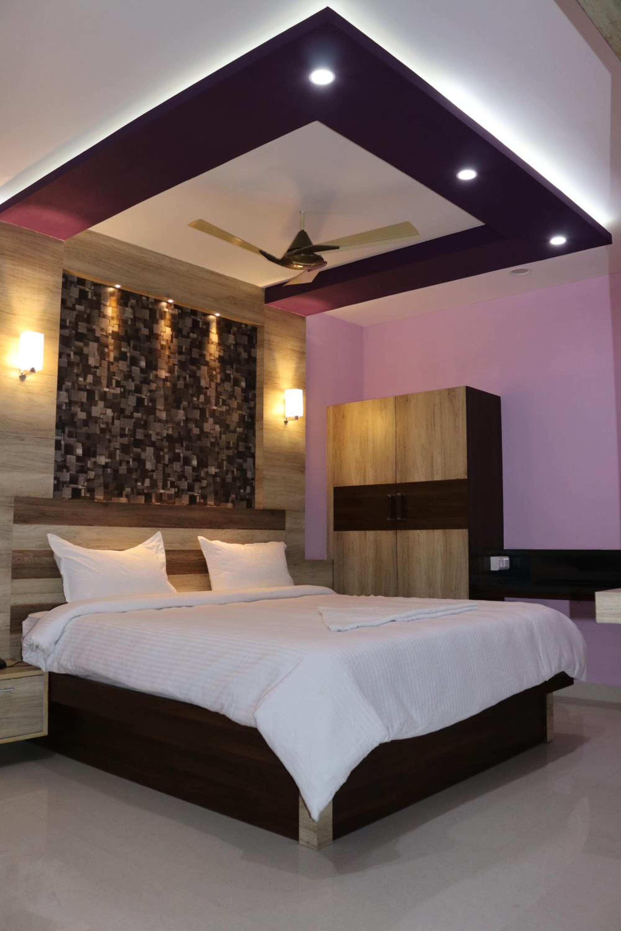 Deluxe Triple Room photo 3
