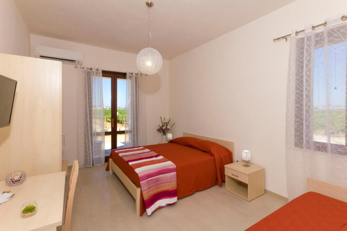 Double Room with Balcony and Sea View