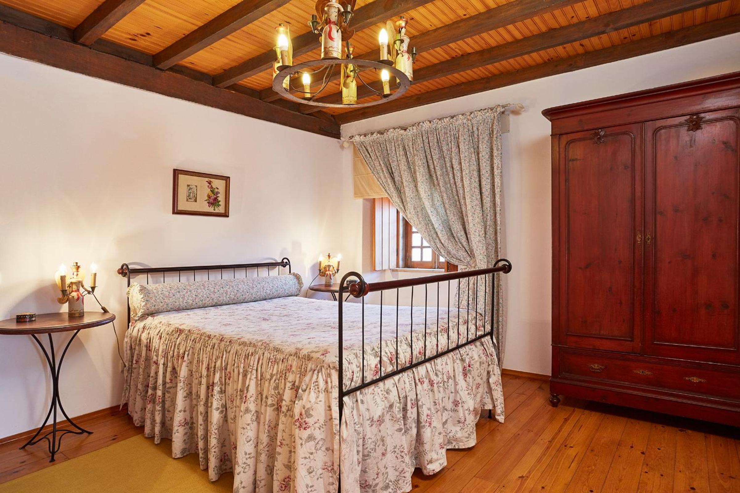 Apartment (6 Adults)