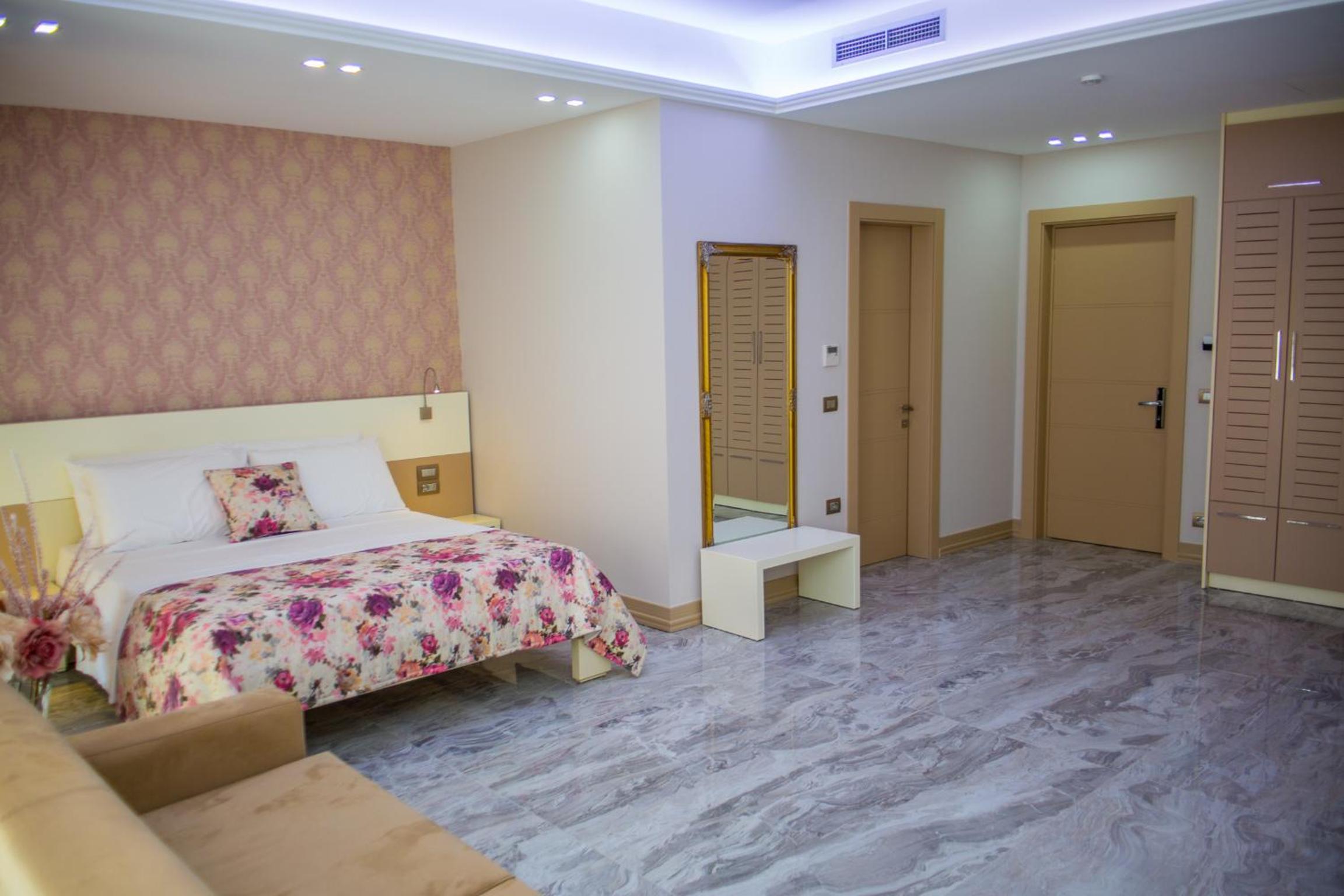 Deluxe Junior Suite photo 1