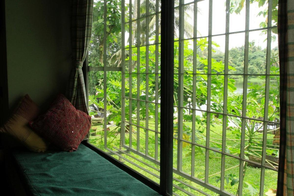 Suite With River View photo 2