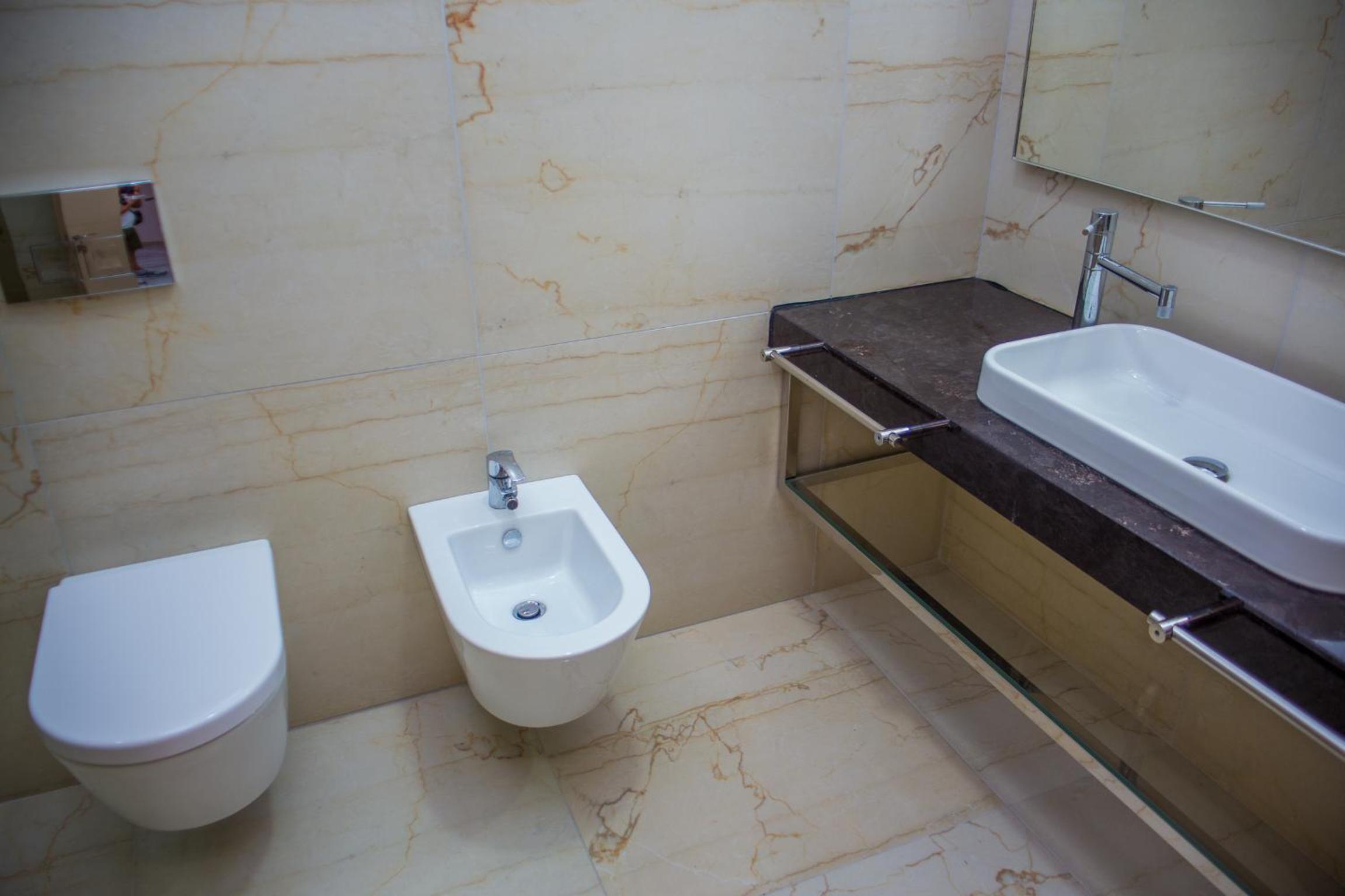 Deluxe Junior Suite photo 2