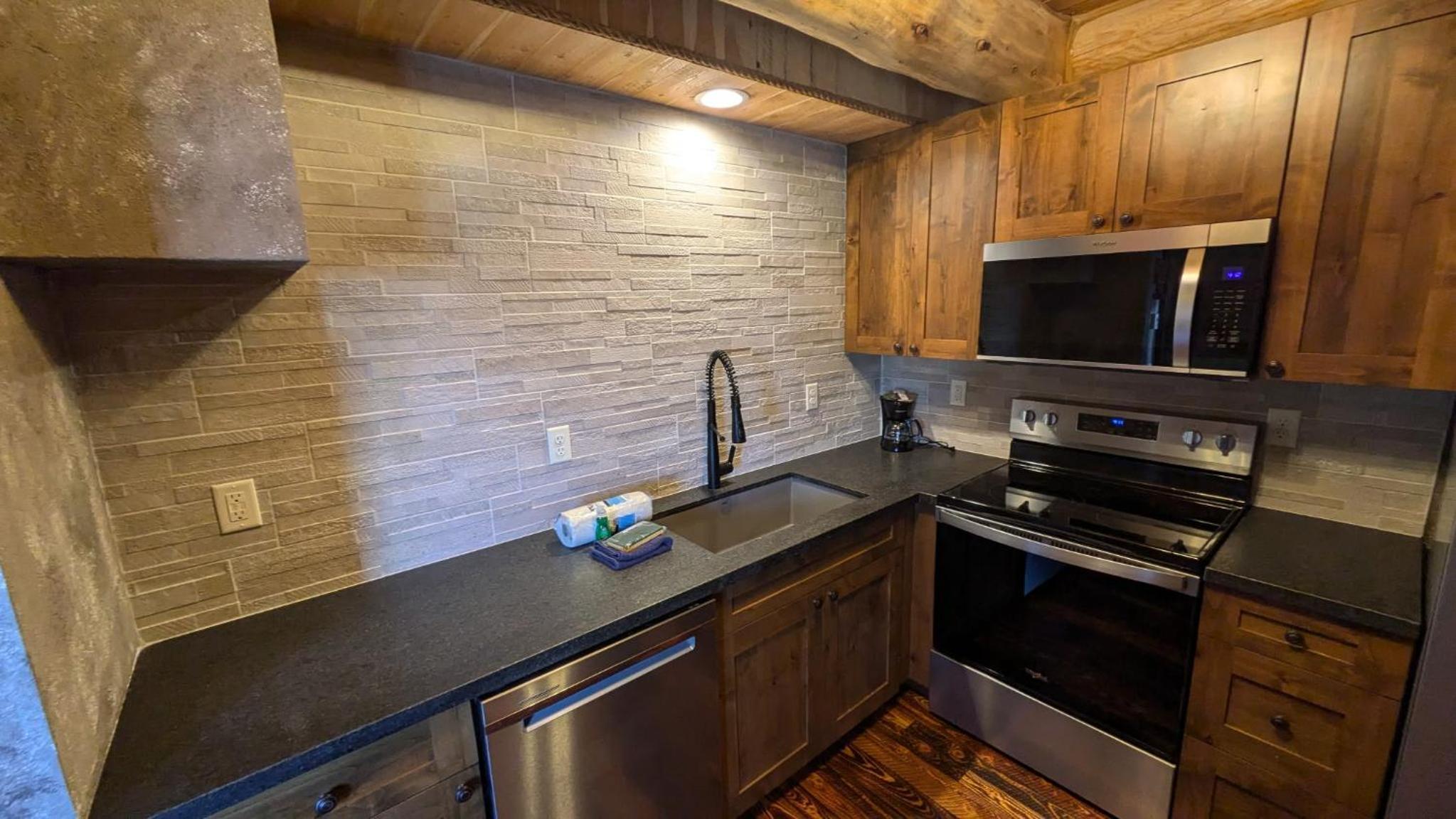 Lionhead Trail Cabin