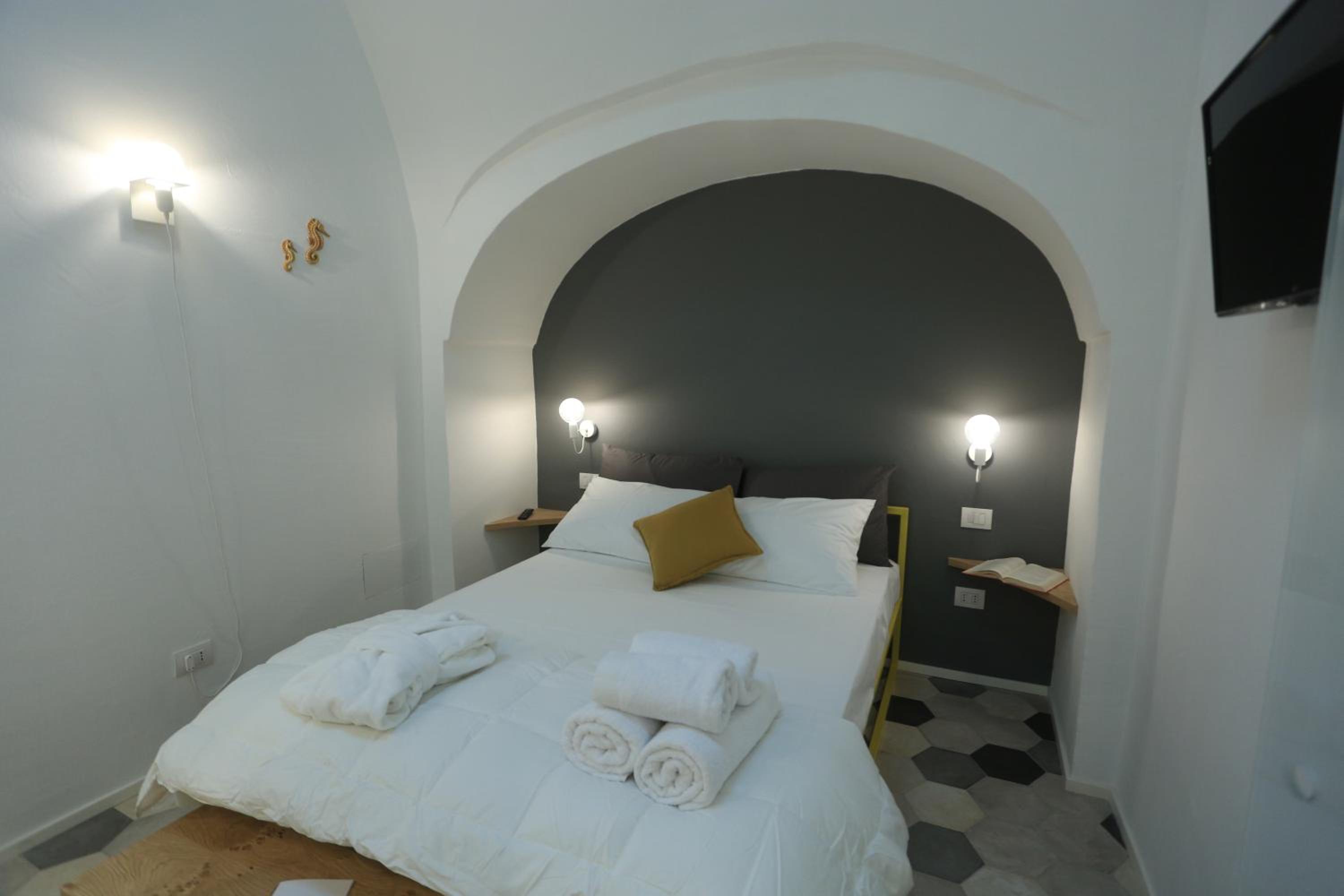 Standard Double Room photo 3