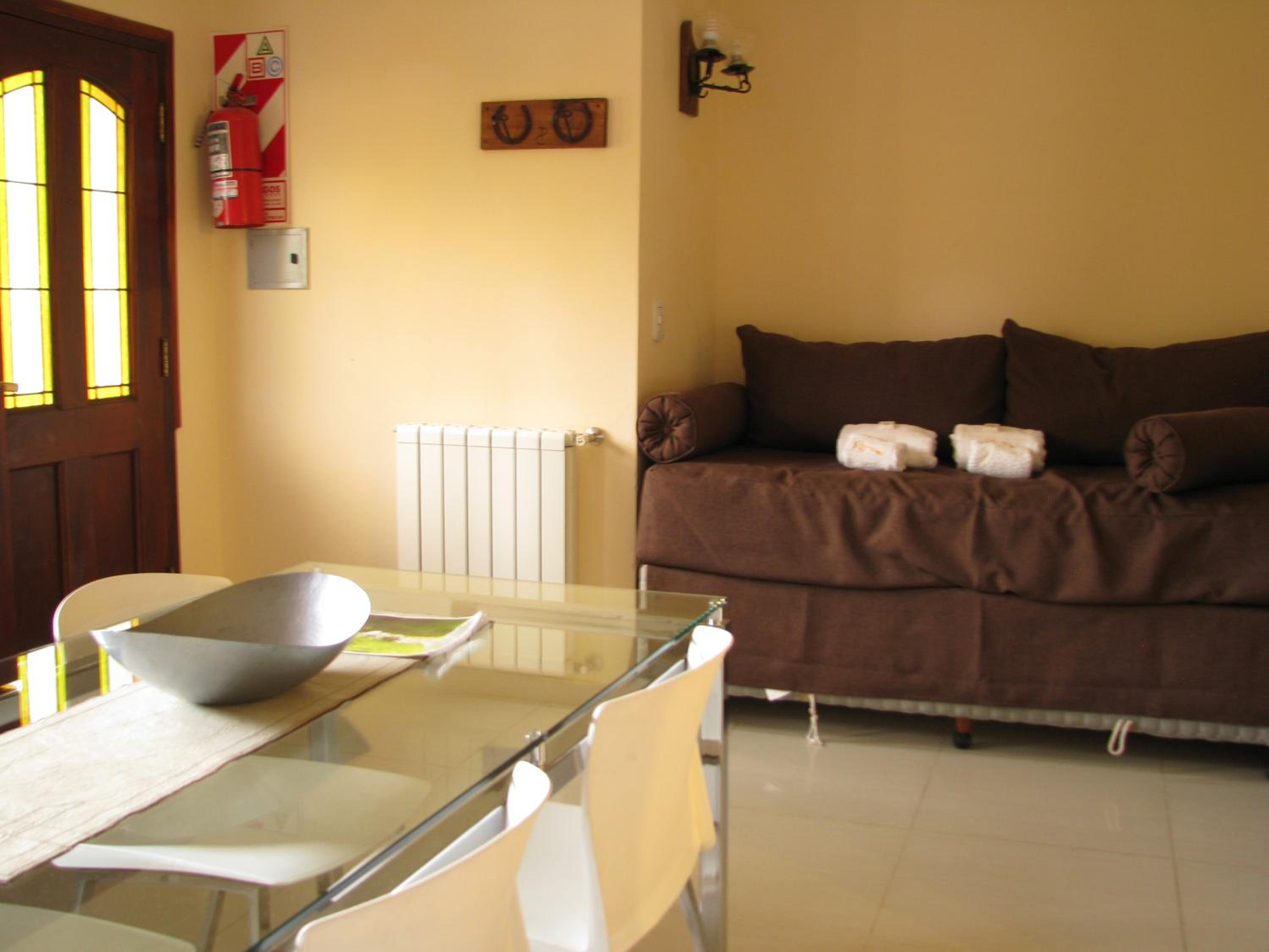 Apartment photo 2