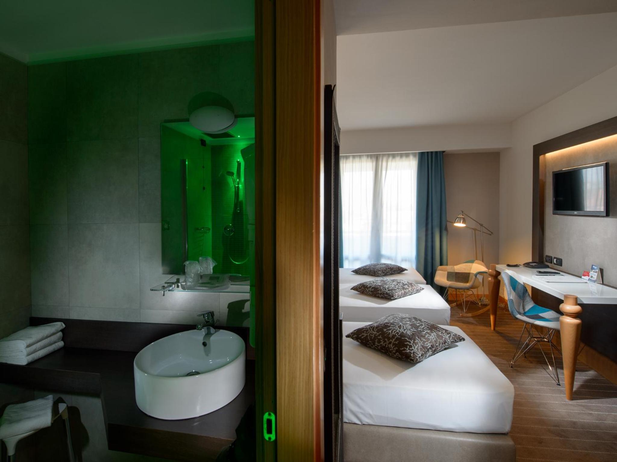 Comfort Triple Room - Photo 3