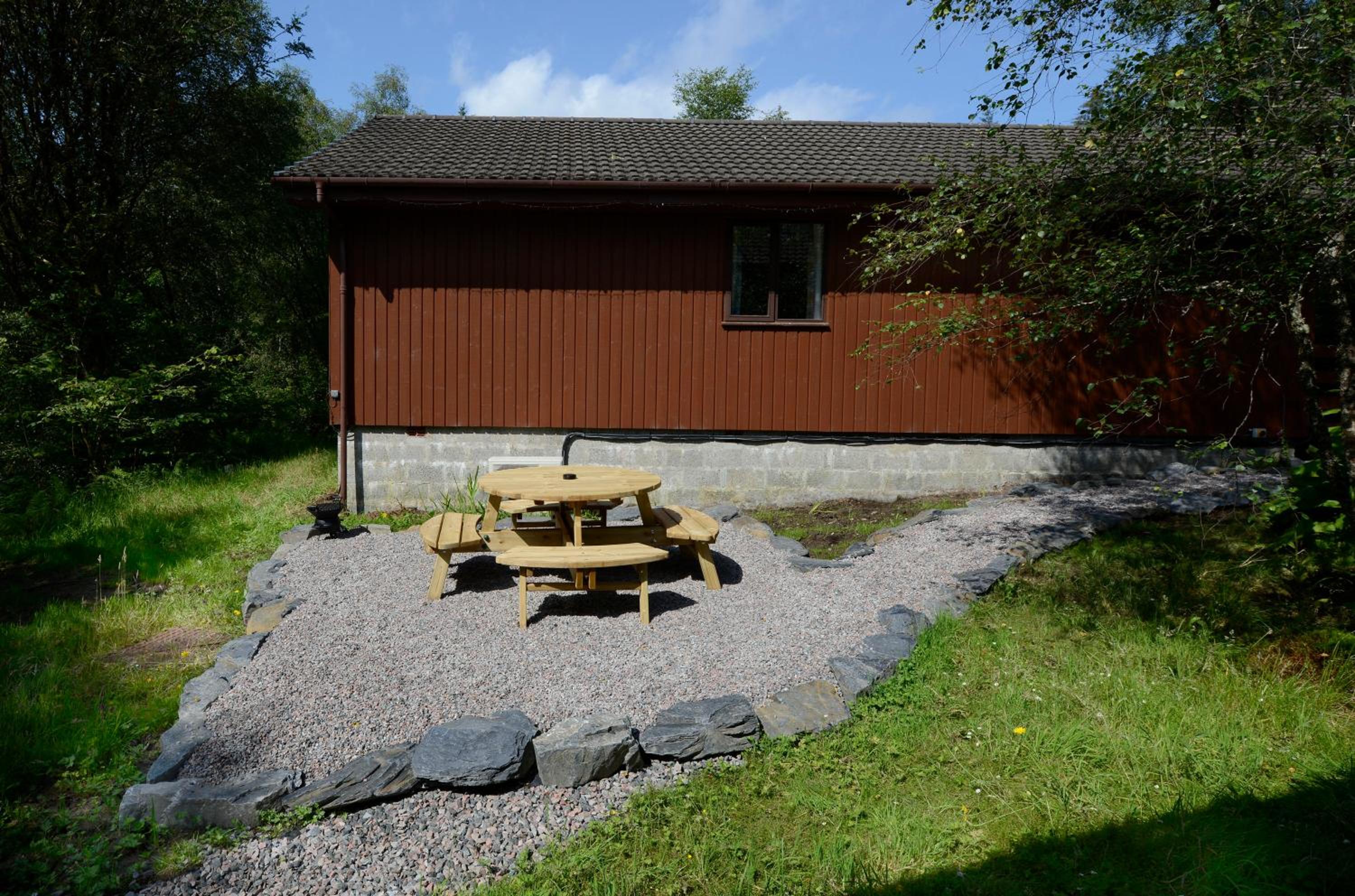Three-Bedroom Lodge - Photo 31