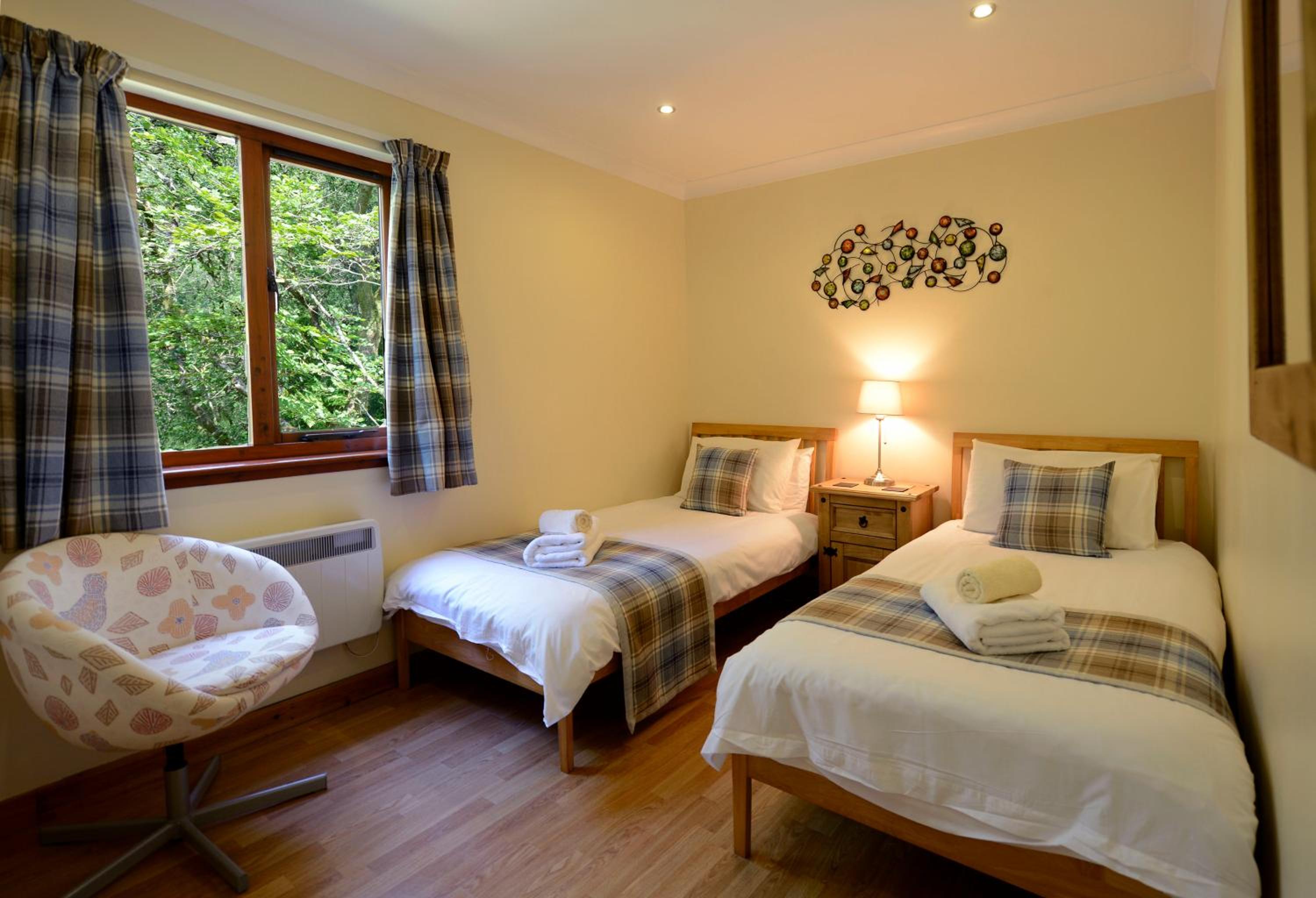 Three-Bedroom Lodge - Photo 14