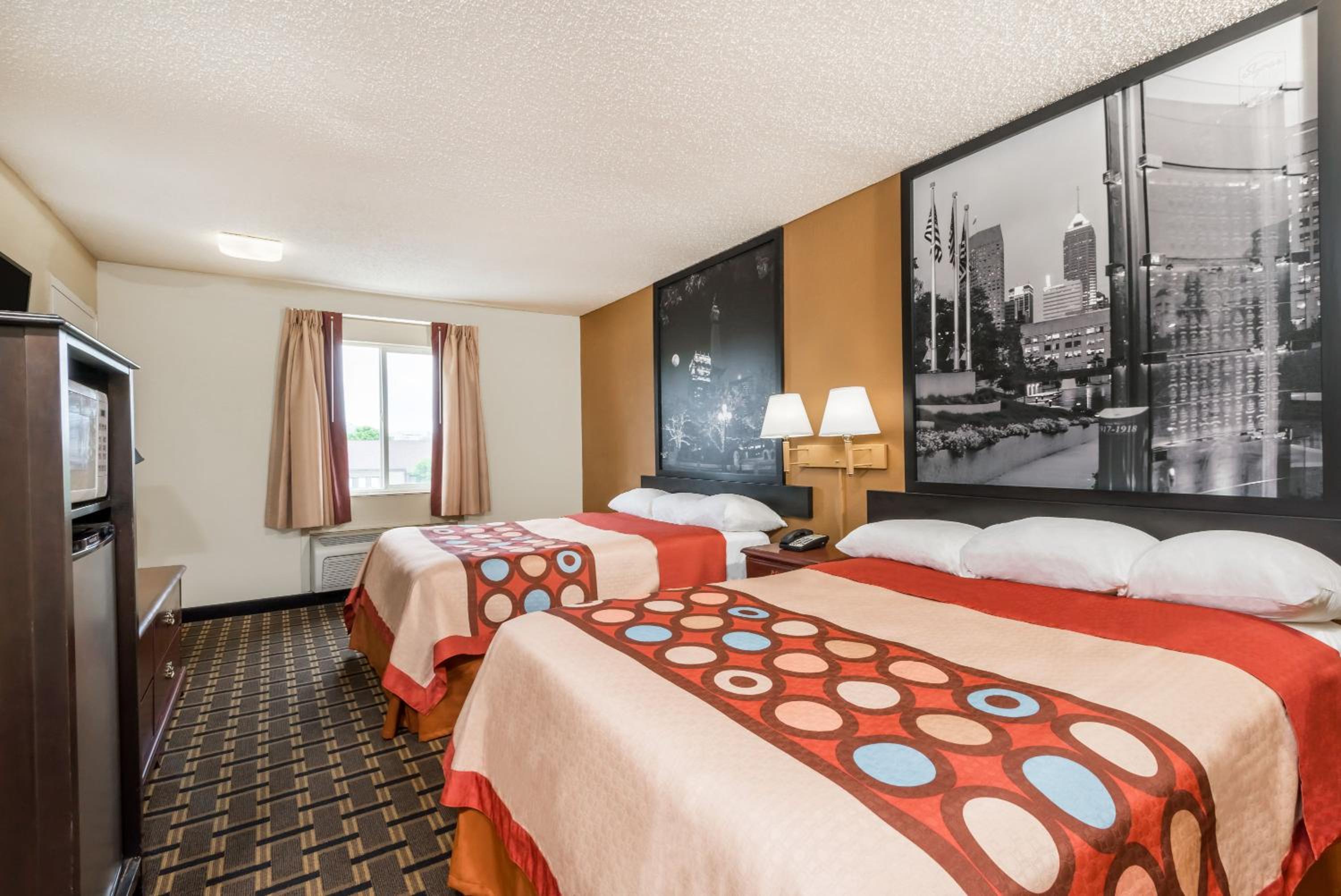 Double Room with Two Double Beds - Non-Smoking - Photo 2