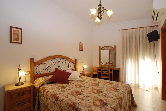Double Room - Photo 4
