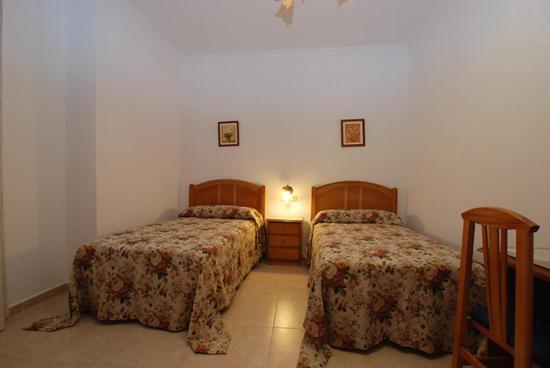 Double Room - Photo 2