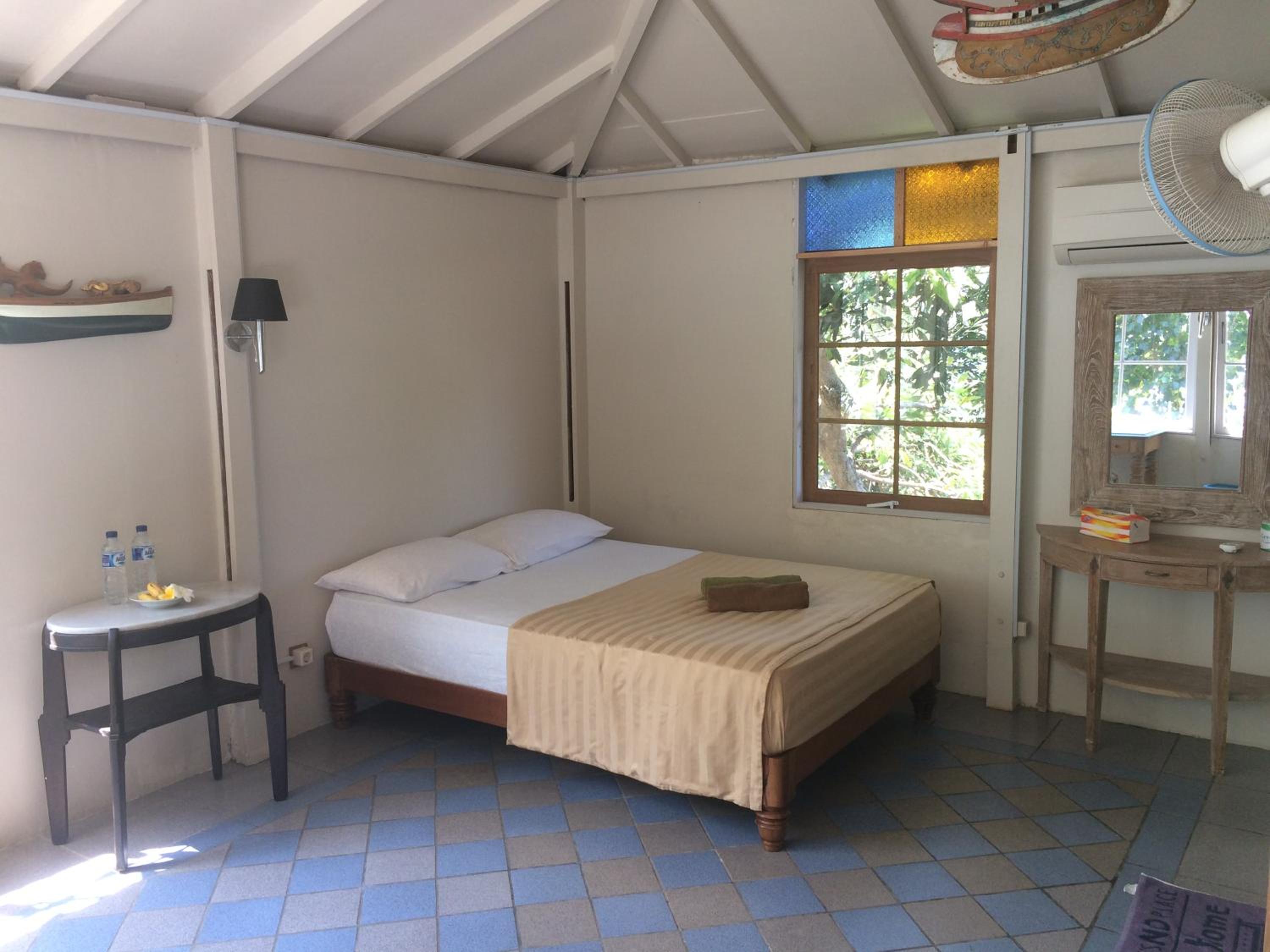 Deluxe Double Room with Sea View - Photo 6
