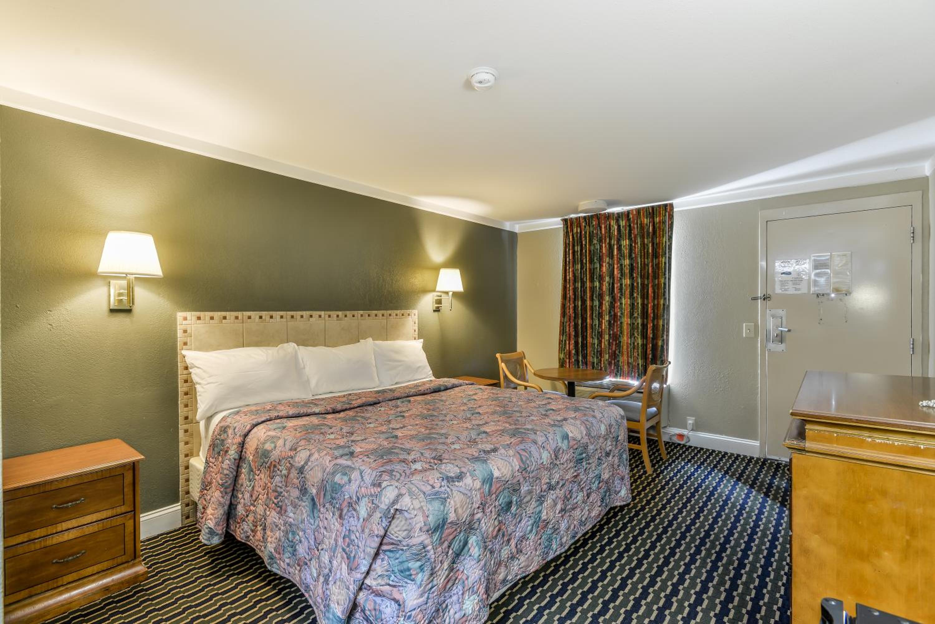 King Room - Photo 1