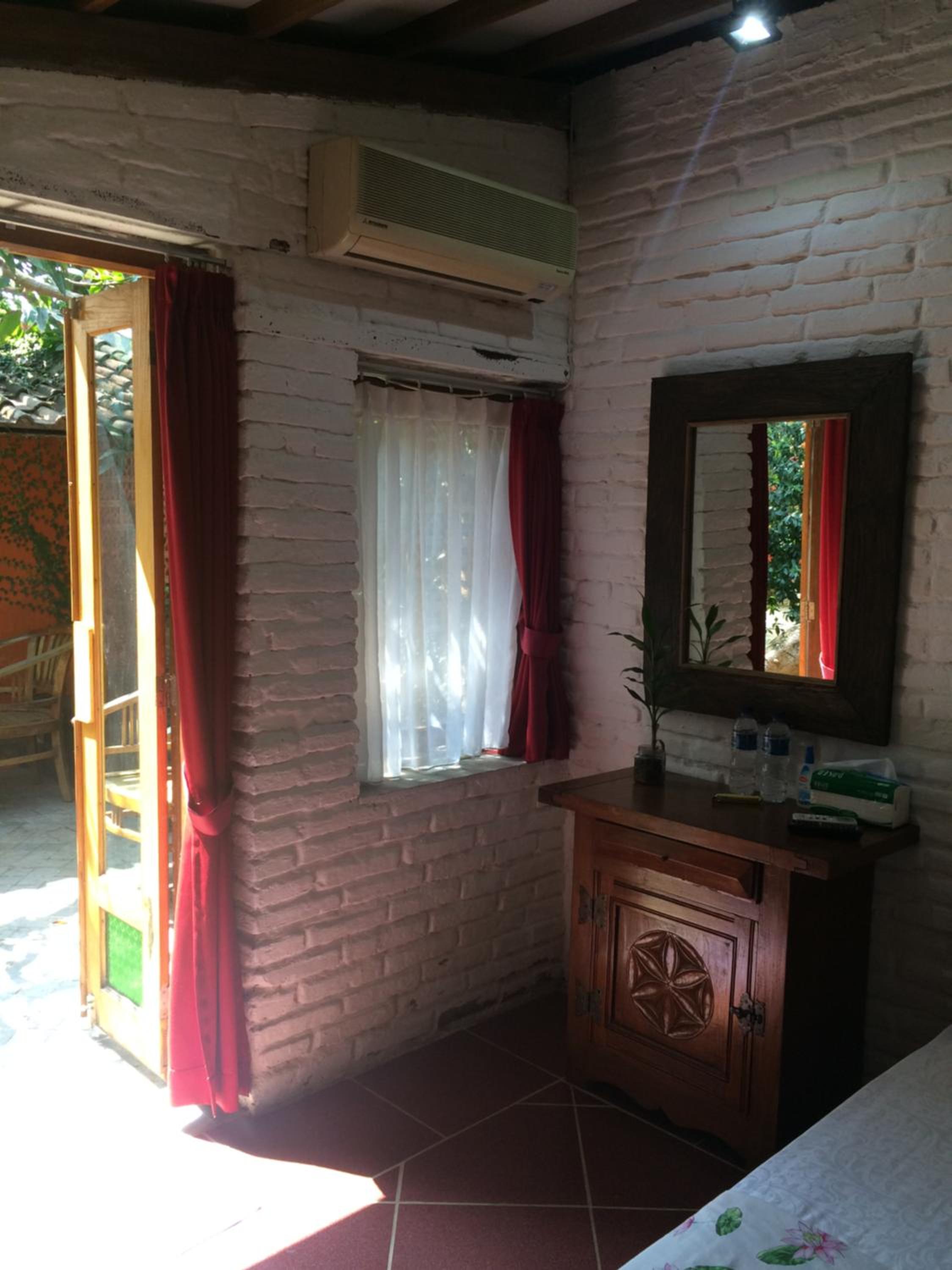 Deluxe Double Room (2 Adults + 1 Child) photo 3