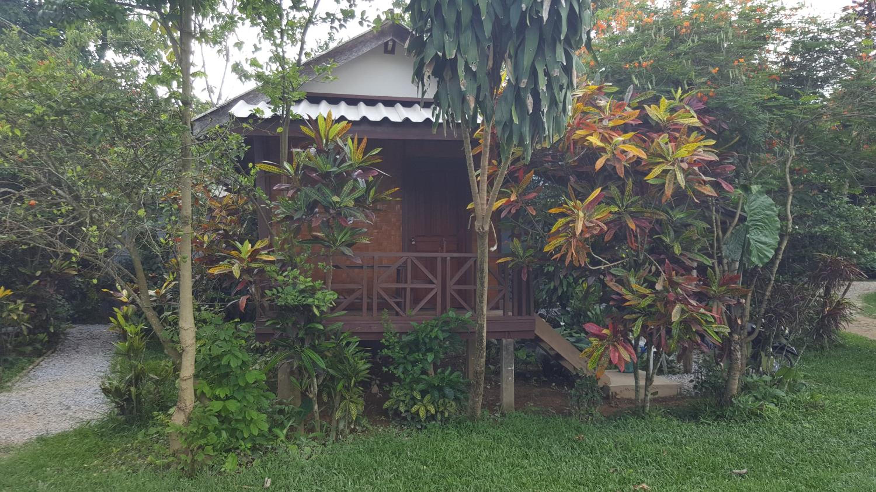 Standard Bungalow with Fan photo 1