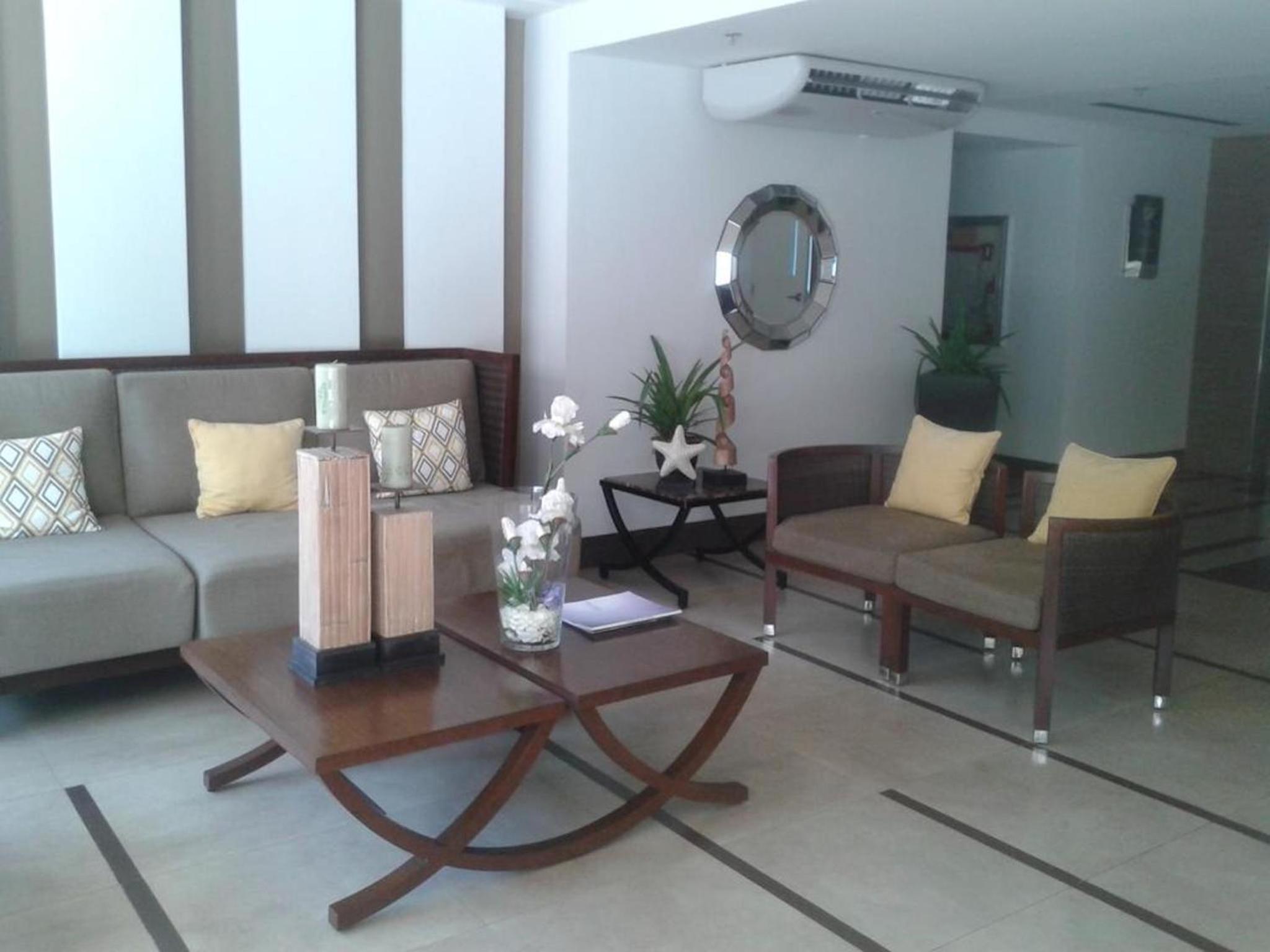 Apartment with Side Sea View - Photo 30