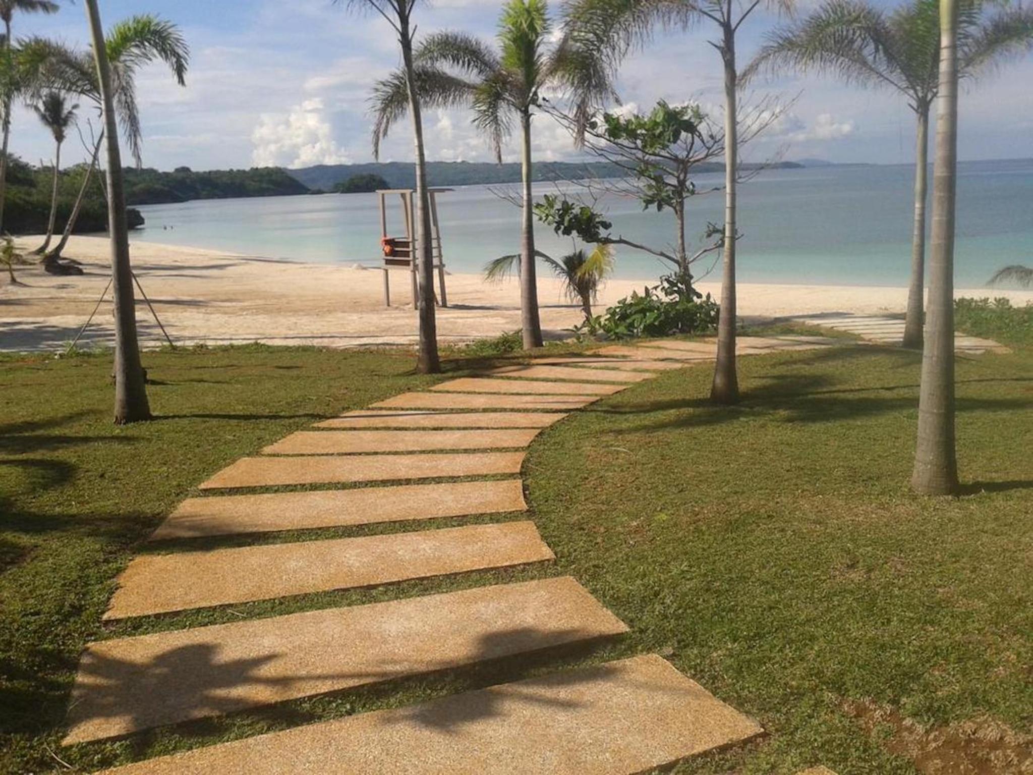 Apartment with Side Sea View - Photo 2