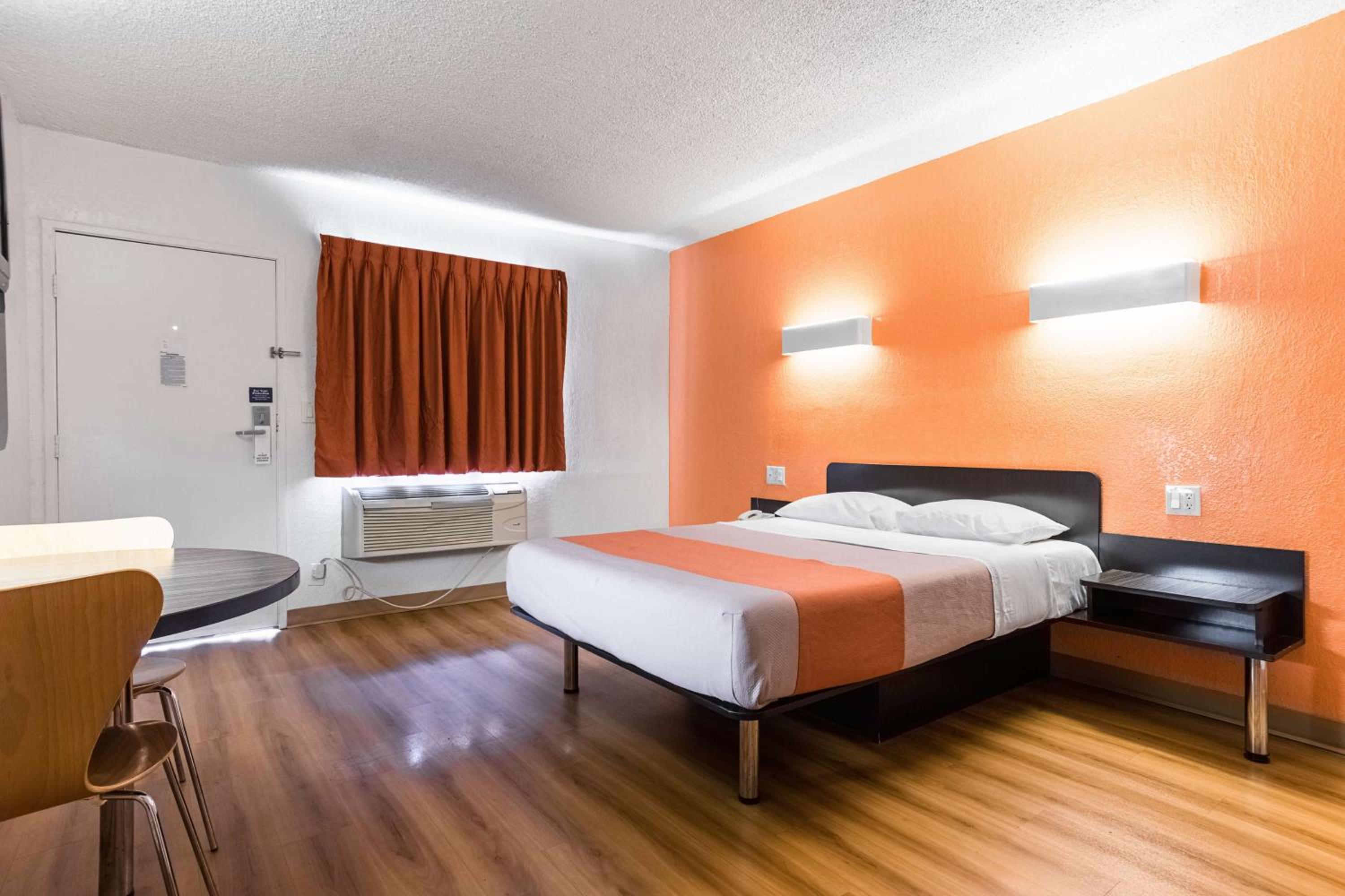 Motel 6-Long Beach, CA - International City, Billede 7